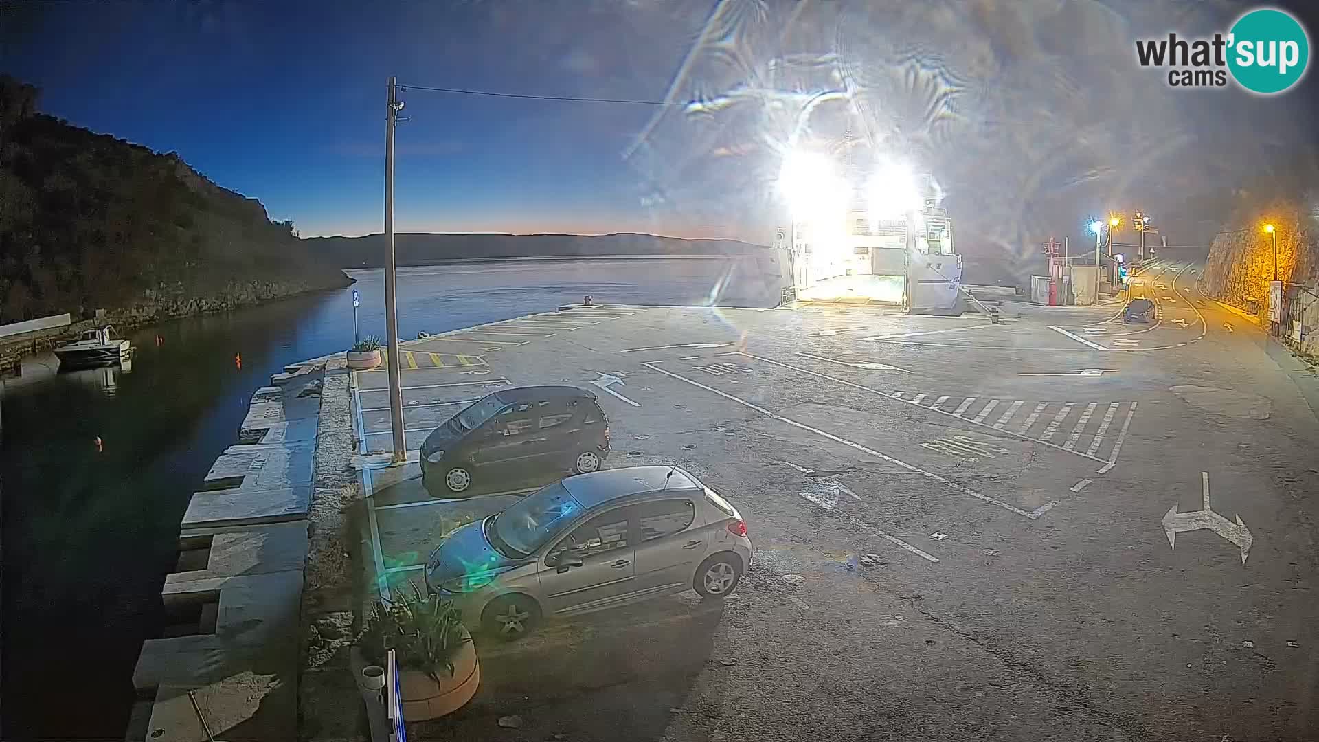 Webcam Fährhafen Prizna – zur Insel Pag