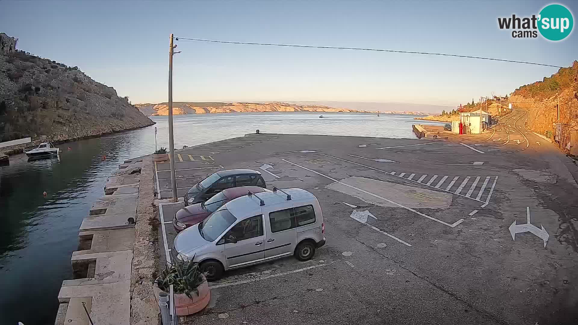 Webcam Fährhafen Prizna – zur Insel Pag