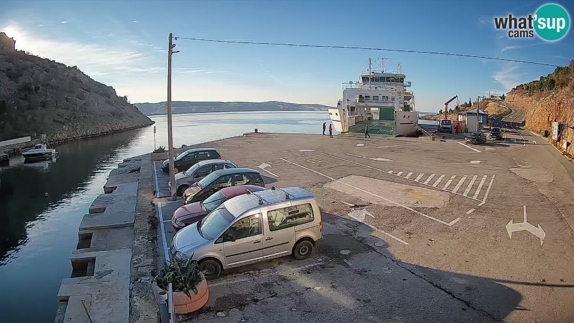 Webcam Prizna ferry port to Pag island