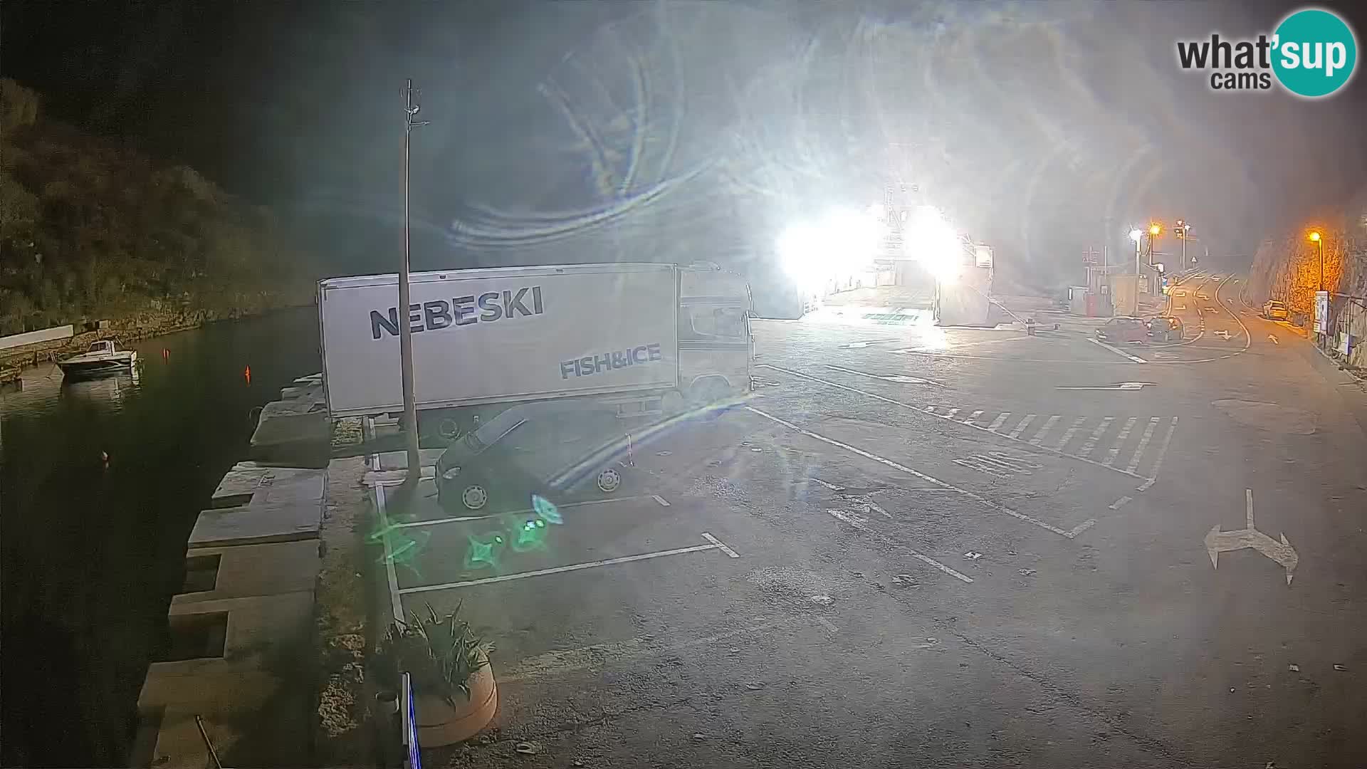 Webcam del puerto de ferris de Prizna – hacia la isla de Pag