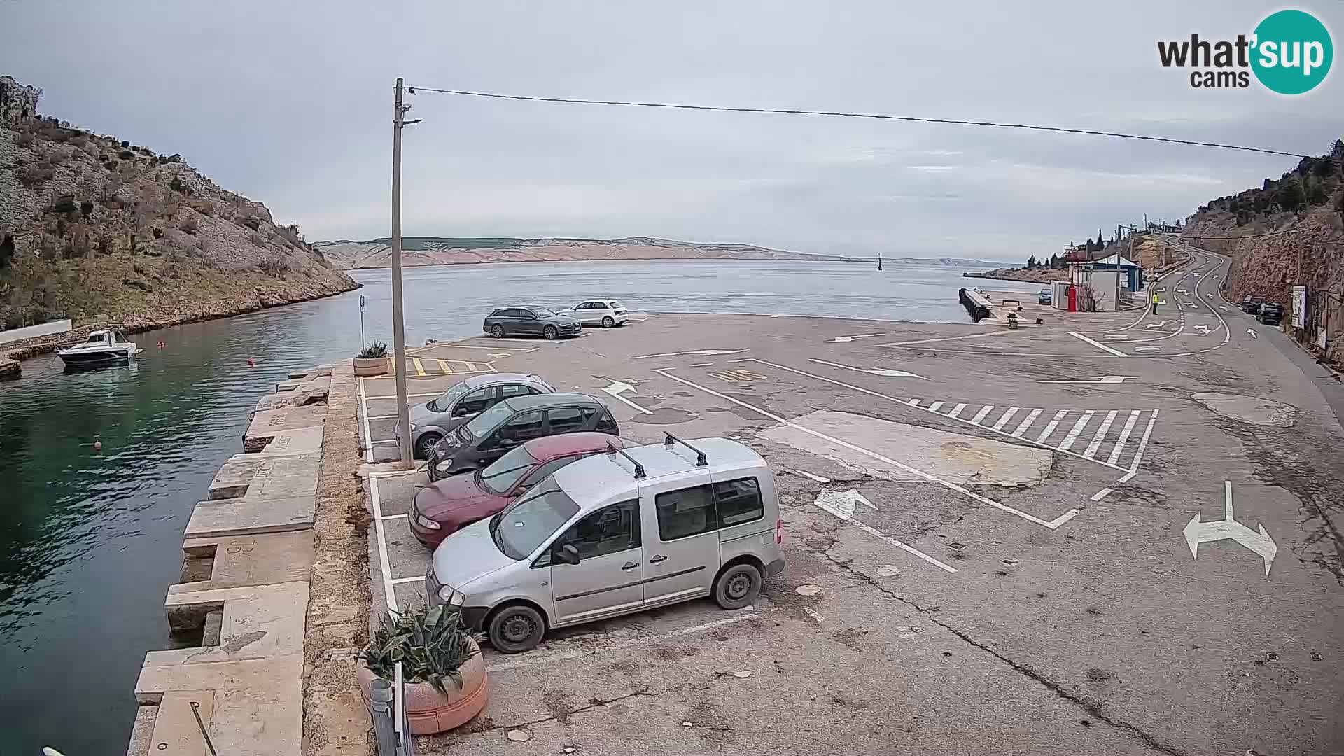Webcam Prizna ferry port to Pag island