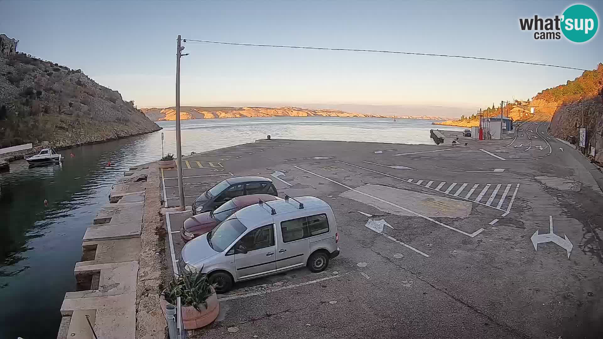 Webcam Fährhafen Prizna – zur Insel Pag