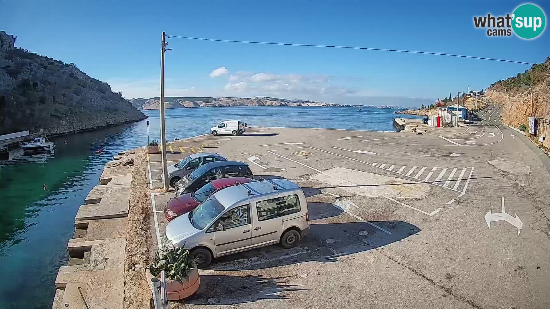 Webcam Prizna ferry port to Pag island