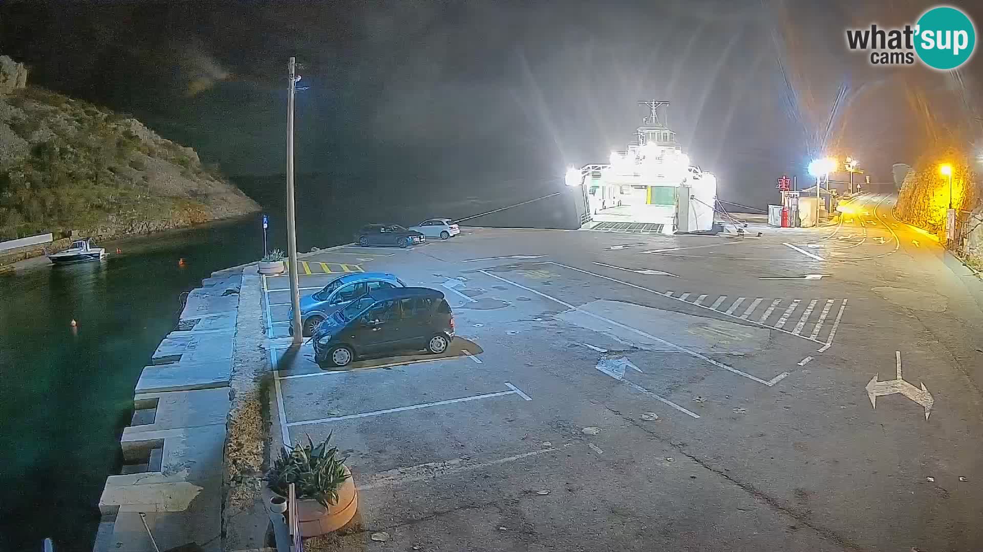 Webcam Prizna ferry port to Pag island