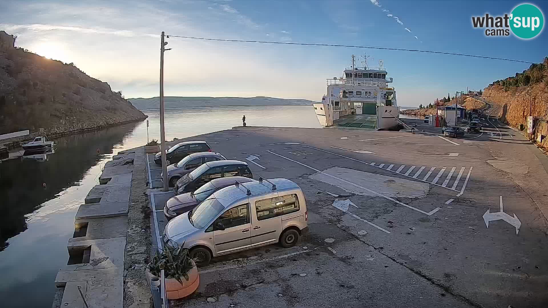 Webcam Fährhafen Prizna – zur Insel Pag