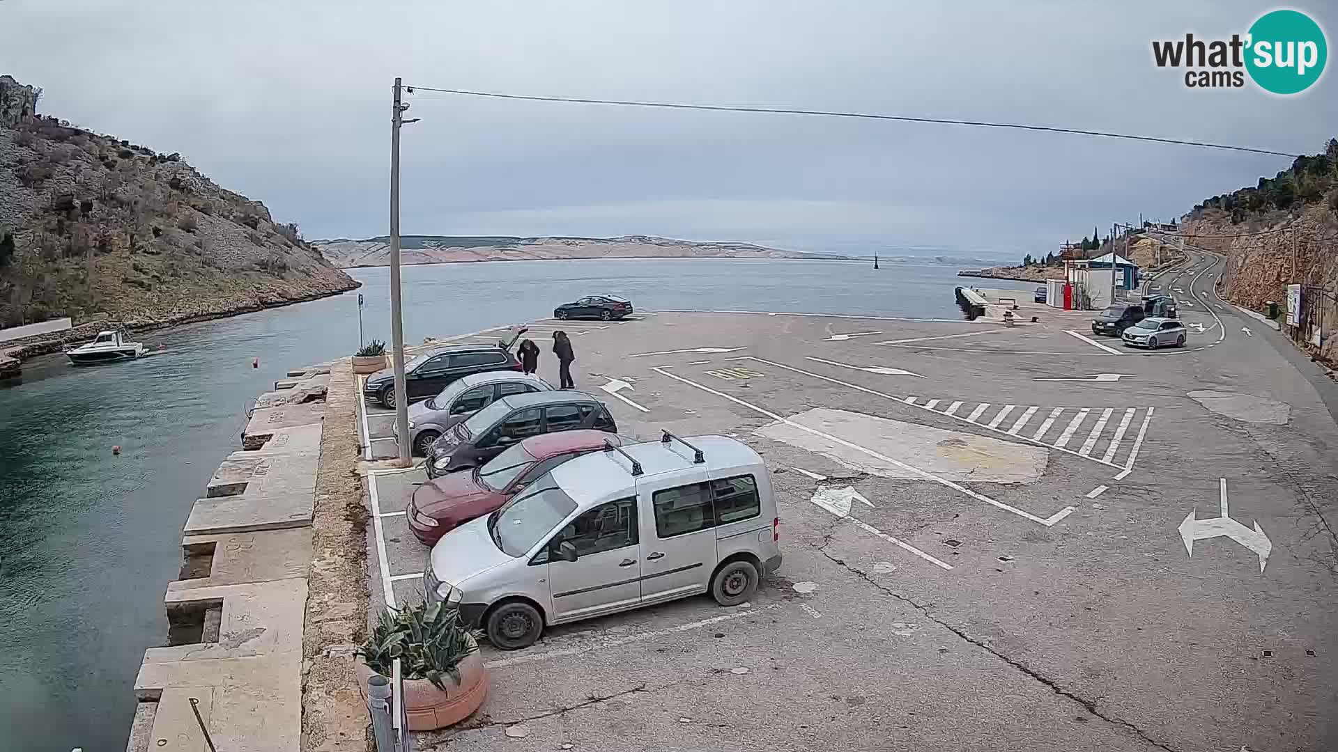 Webcam Prizna ferry port to Pag island