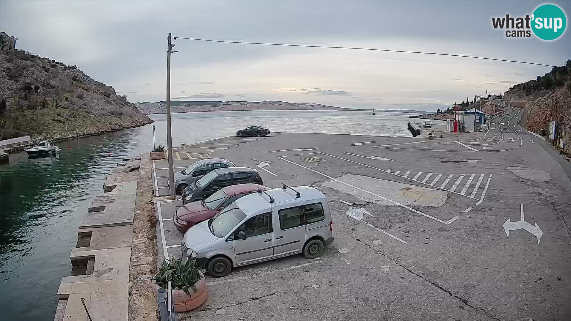 Webcam port de ferry de Prizna – vers l’île de Pag