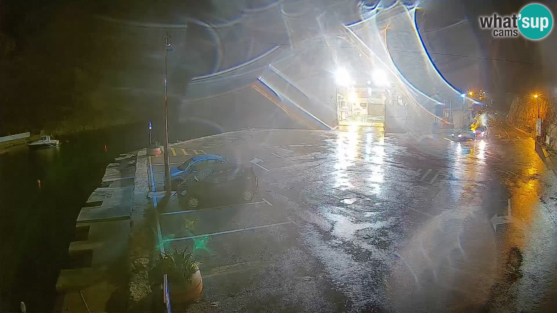 Webcam Prizna ferry port to Pag island