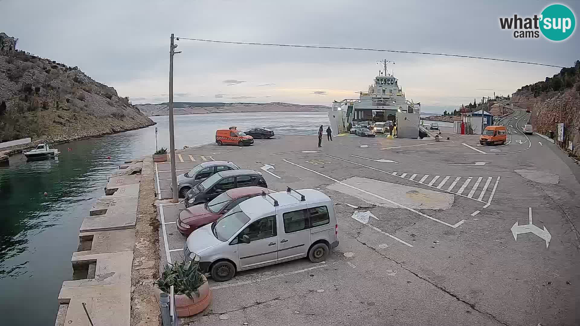 Webcam Fährhafen Prizna – zur Insel Pag