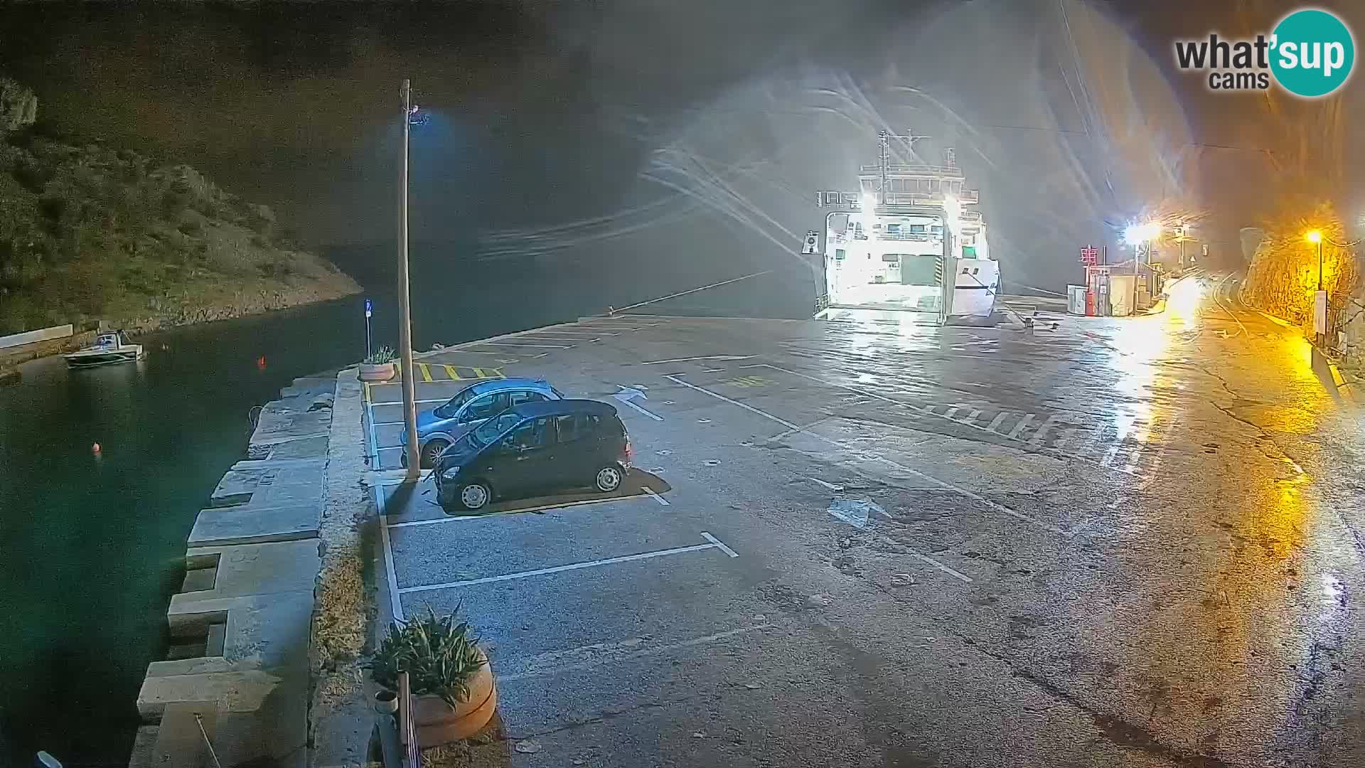 Webcam Prizna ferry port to Pag island