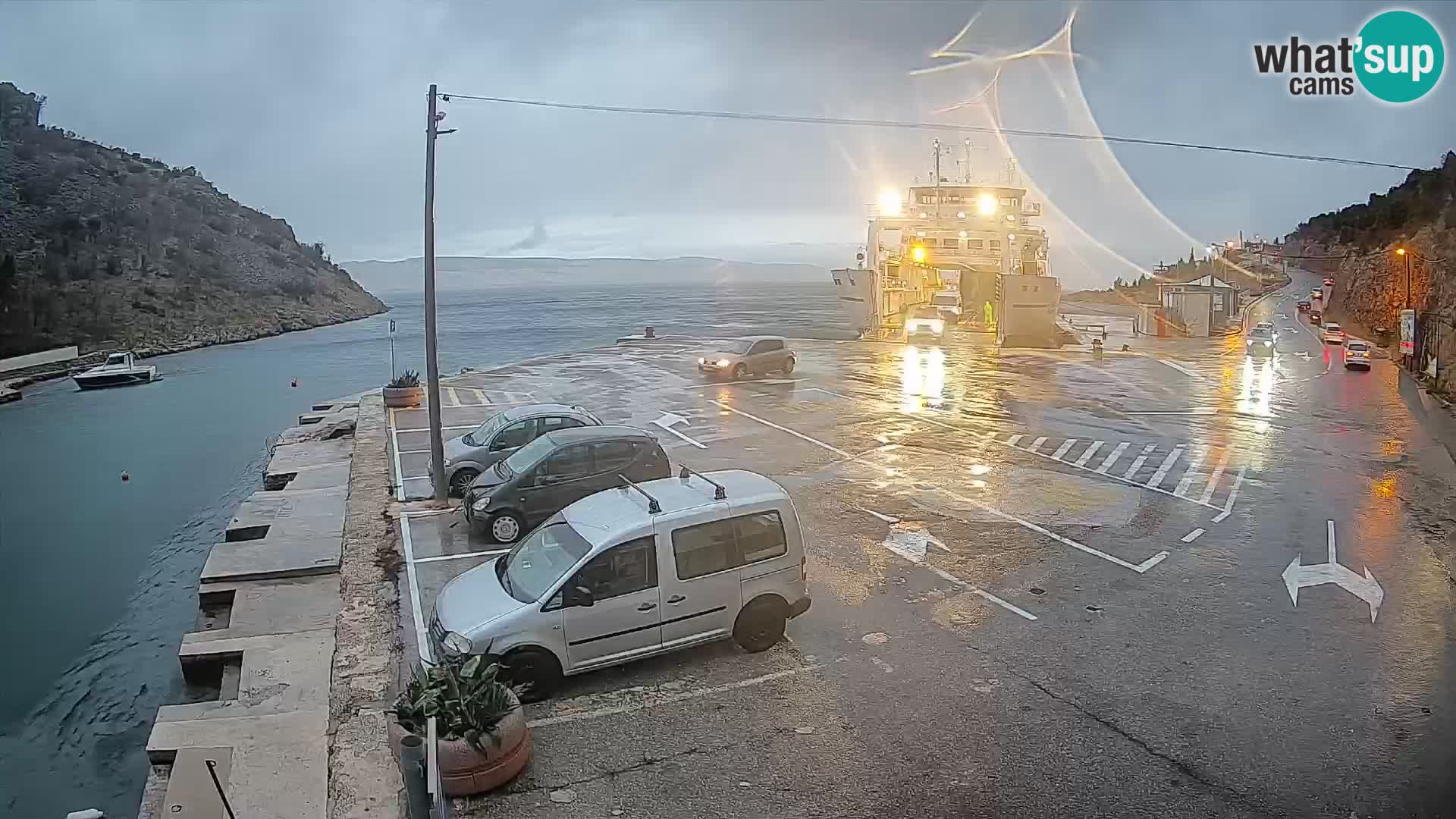 Webcam Prizna ferry port to Pag island