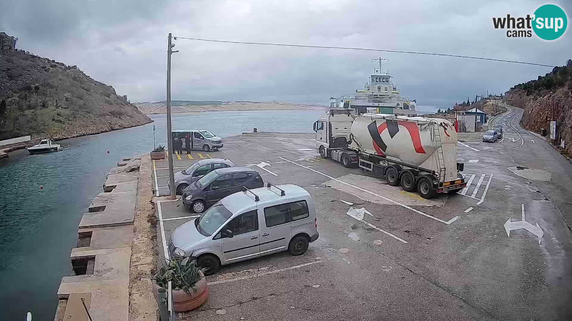 Webcam Fährhafen Prizna – zur Insel Pag