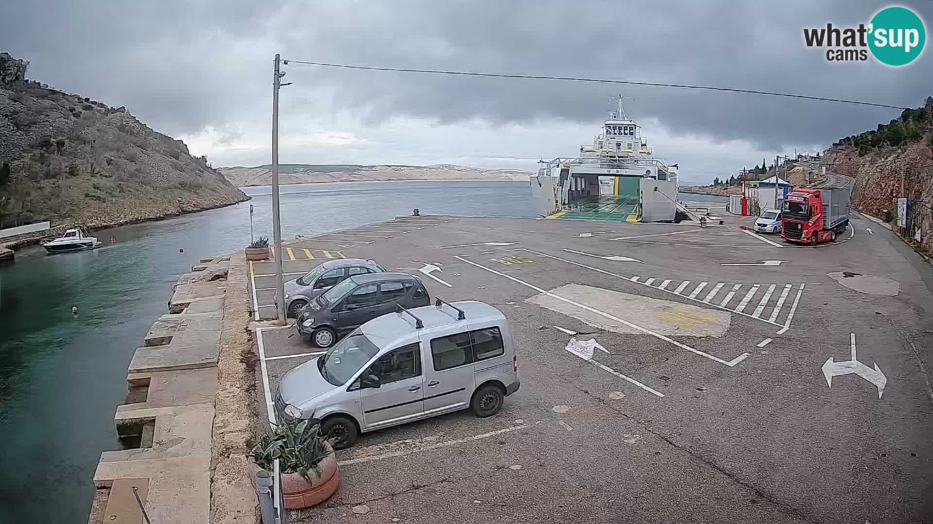 Webcam Prizna ferry port to Pag island