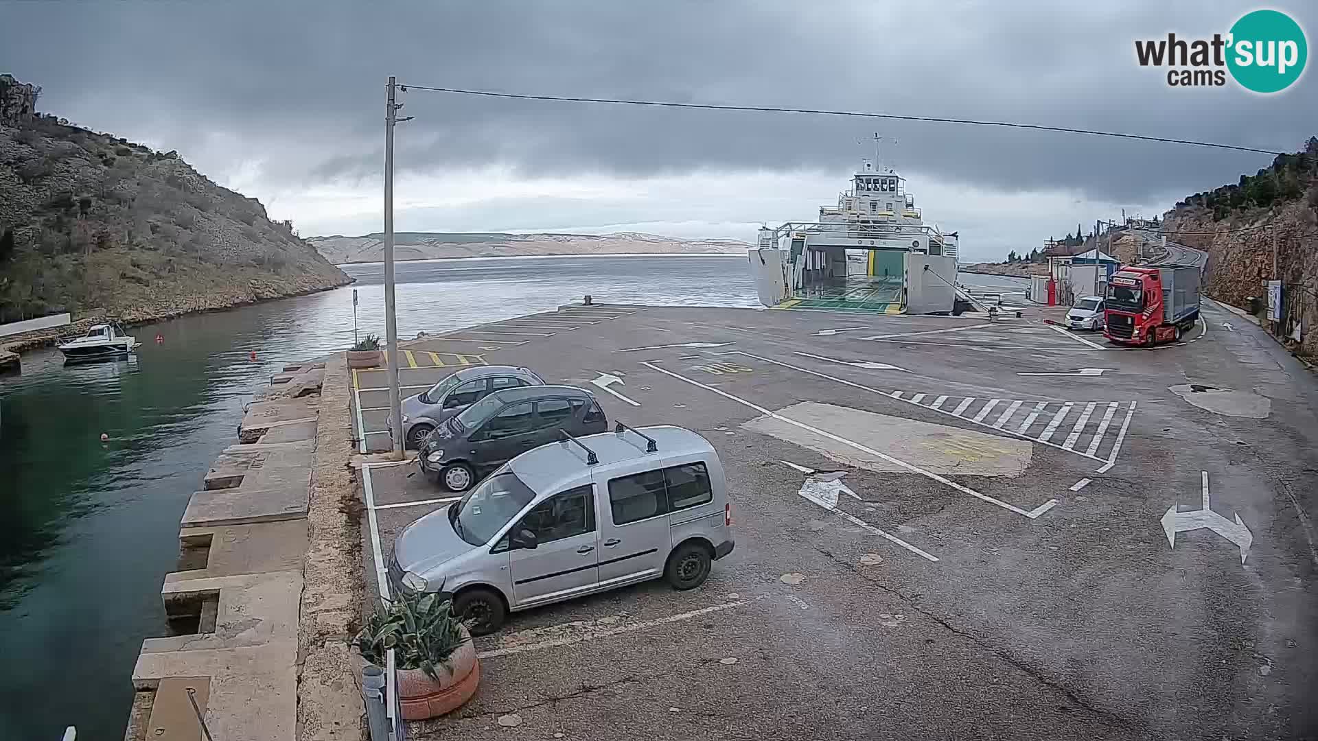 Webcam Fährhafen Prizna – zur Insel Pag