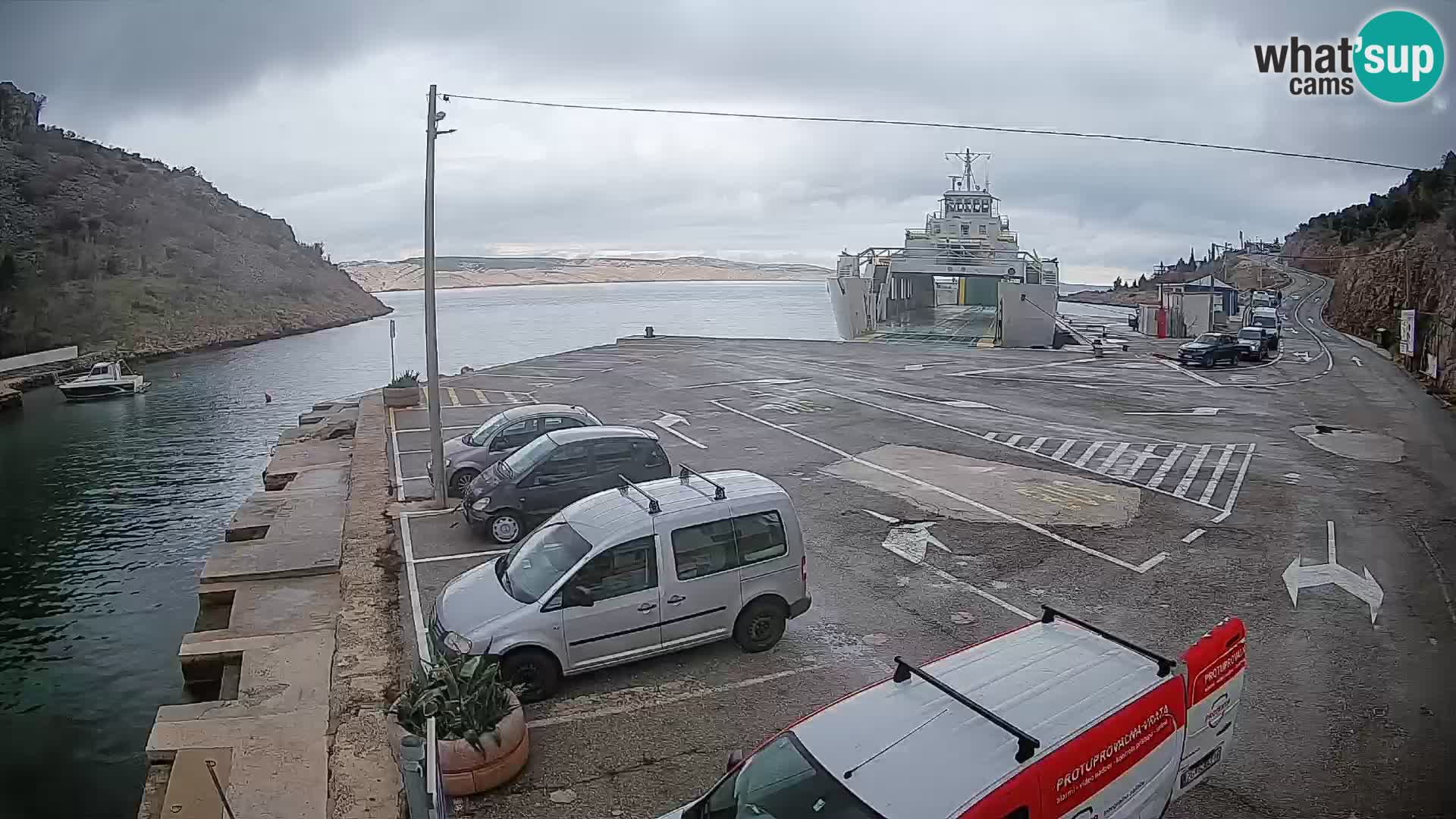 Webcam Prizna ferry port to Pag island