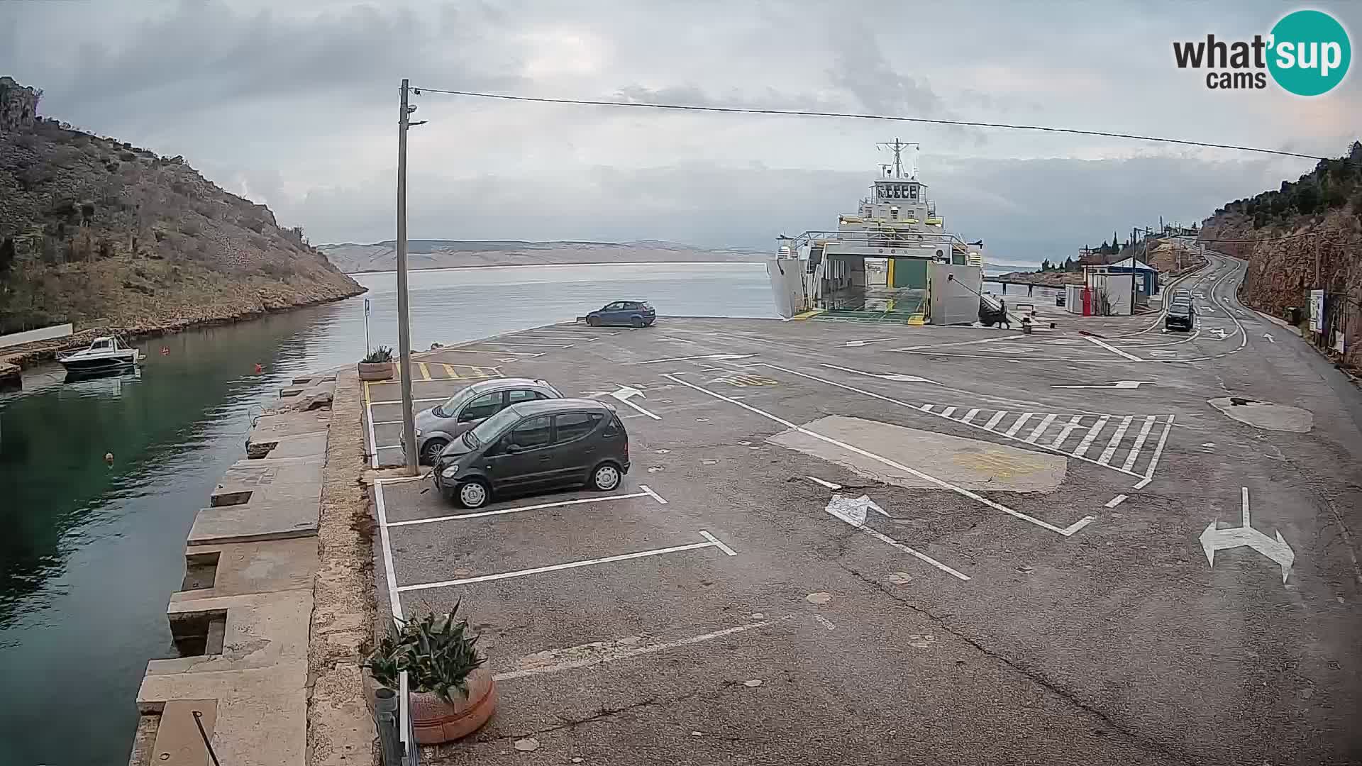 Webcam Fährhafen Prizna – zur Insel Pag