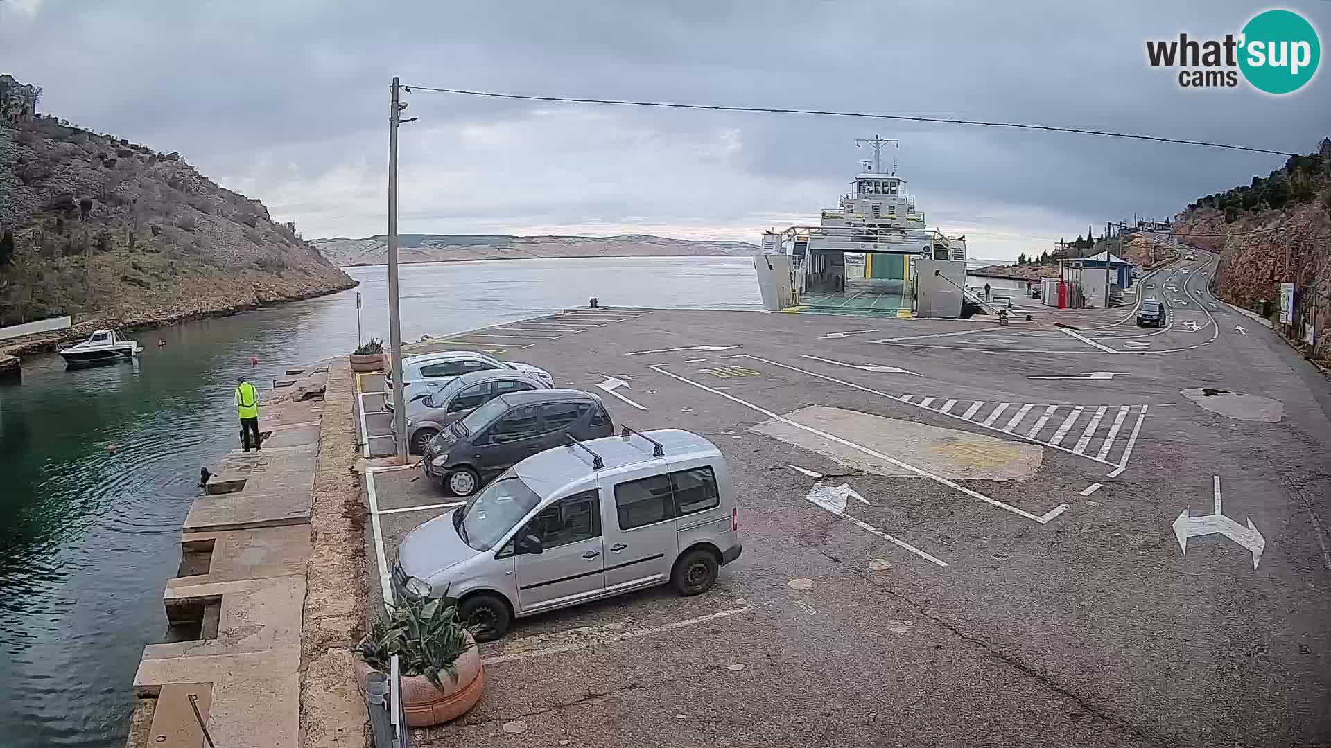 Webcam port de ferry de Prizna – vers l’île de Pag