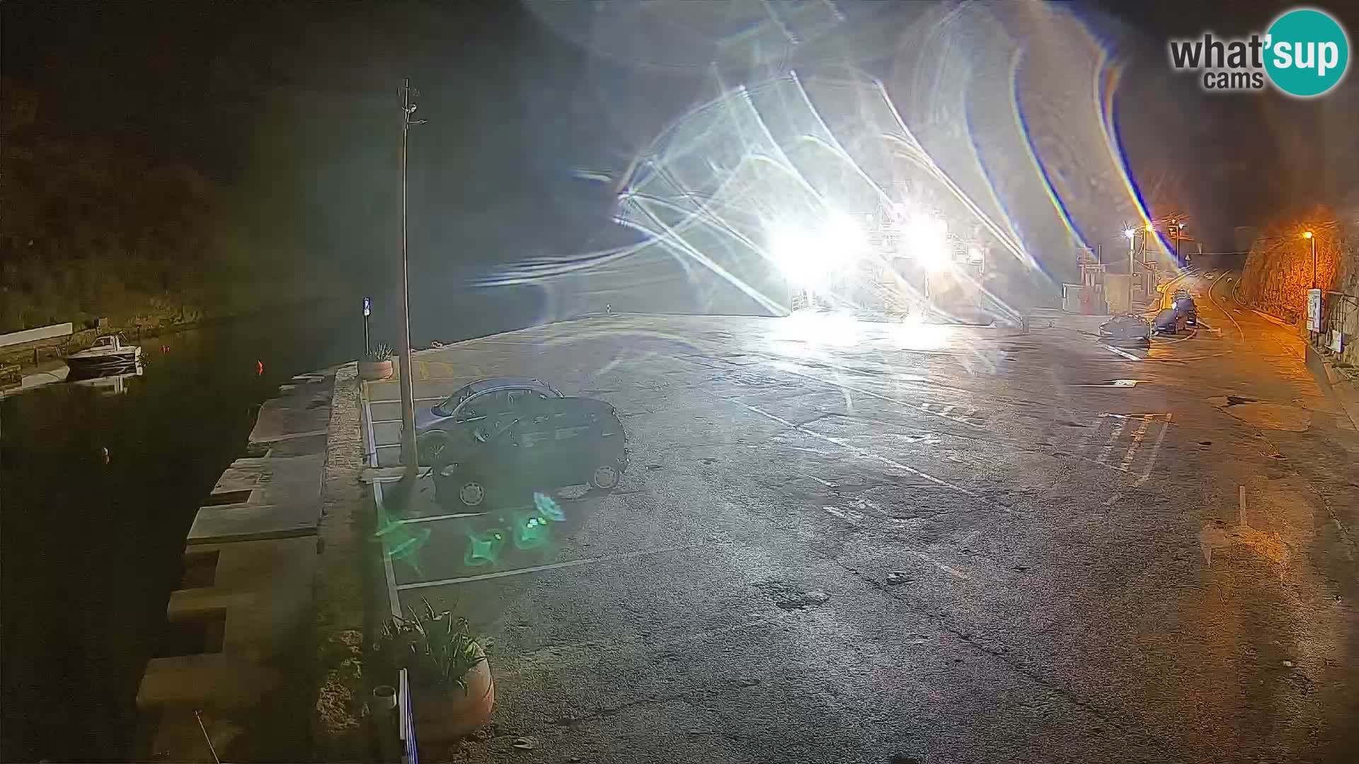 Webcam port de ferry de Prizna – vers l’île de Pag