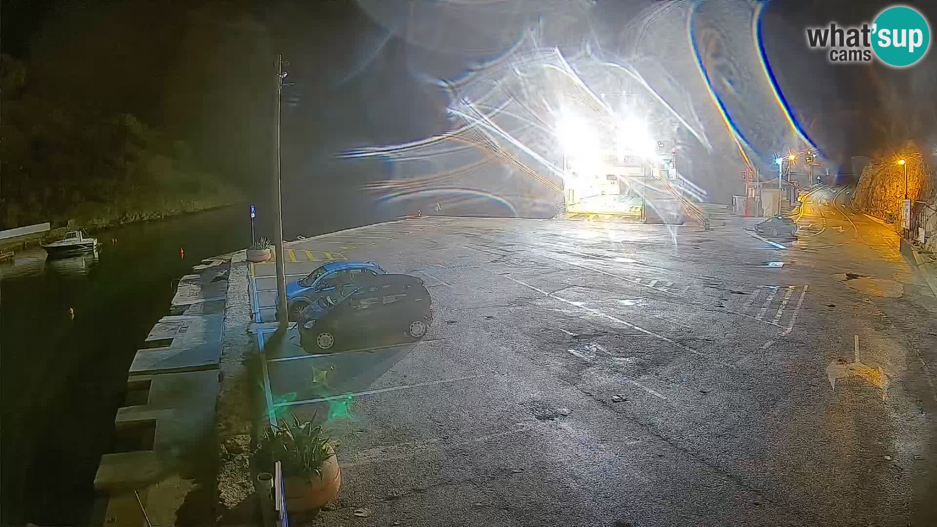 Webcam port de ferry de Prizna – vers l’île de Pag