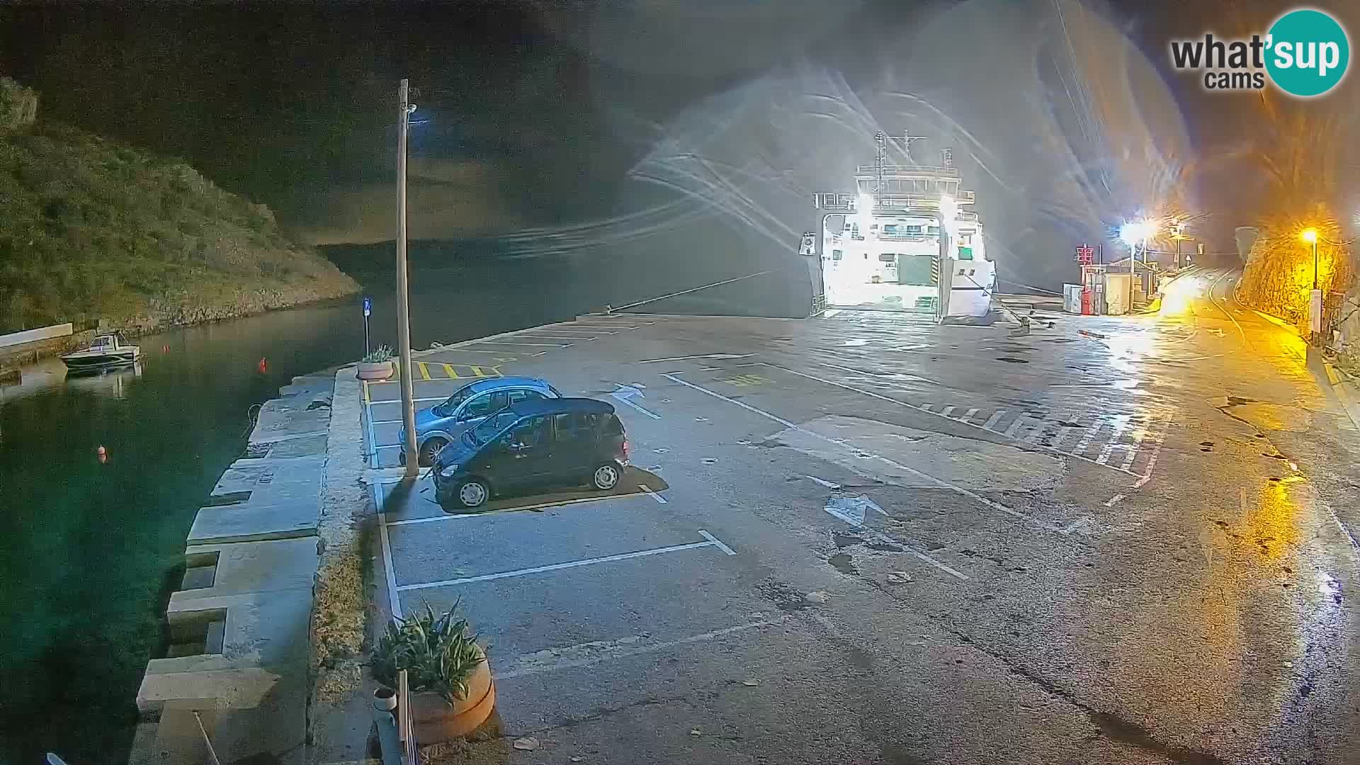 Webcam Prizna ferry port to Pag island
