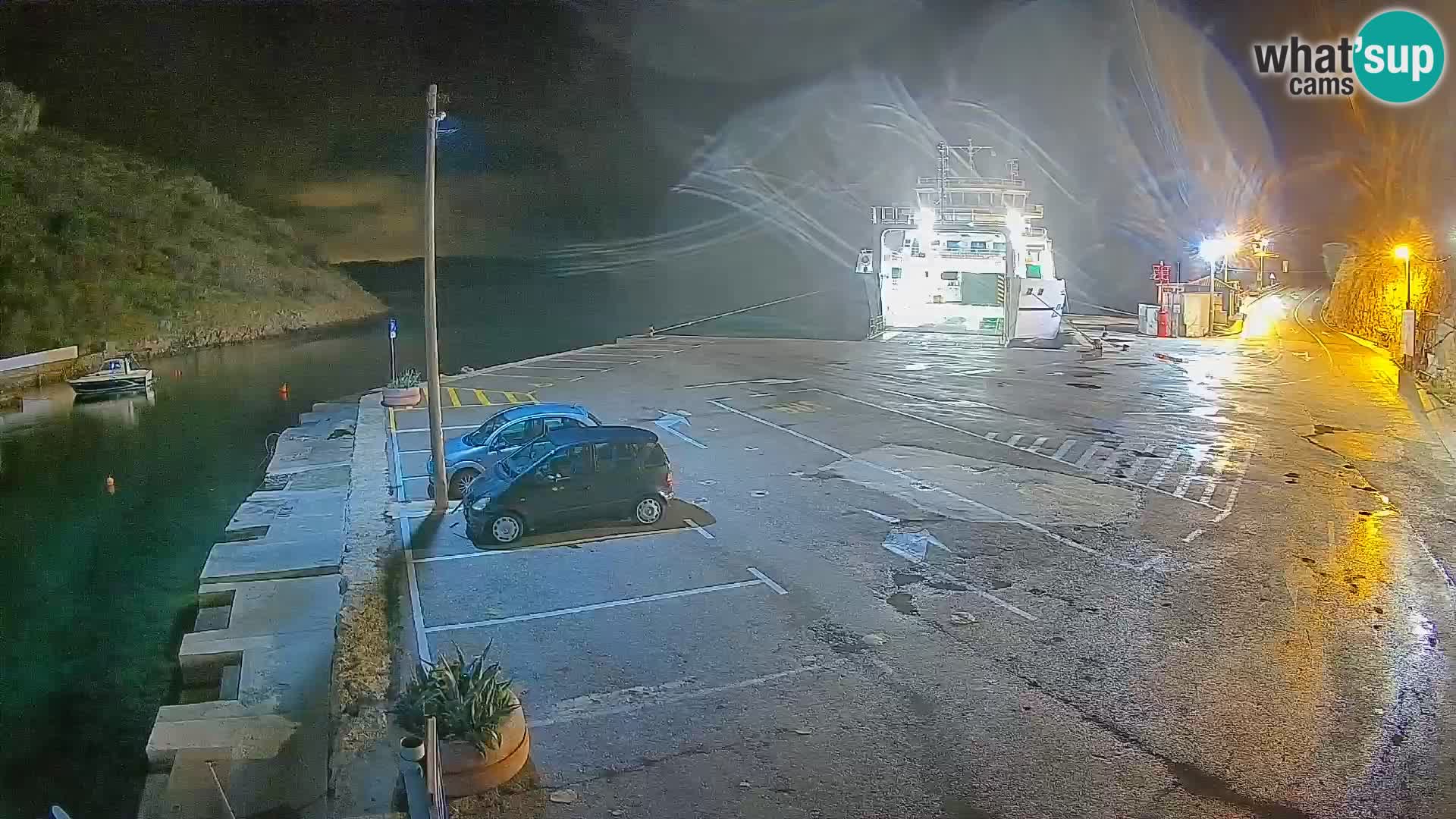 Webcam Prizna ferry port to Pag island