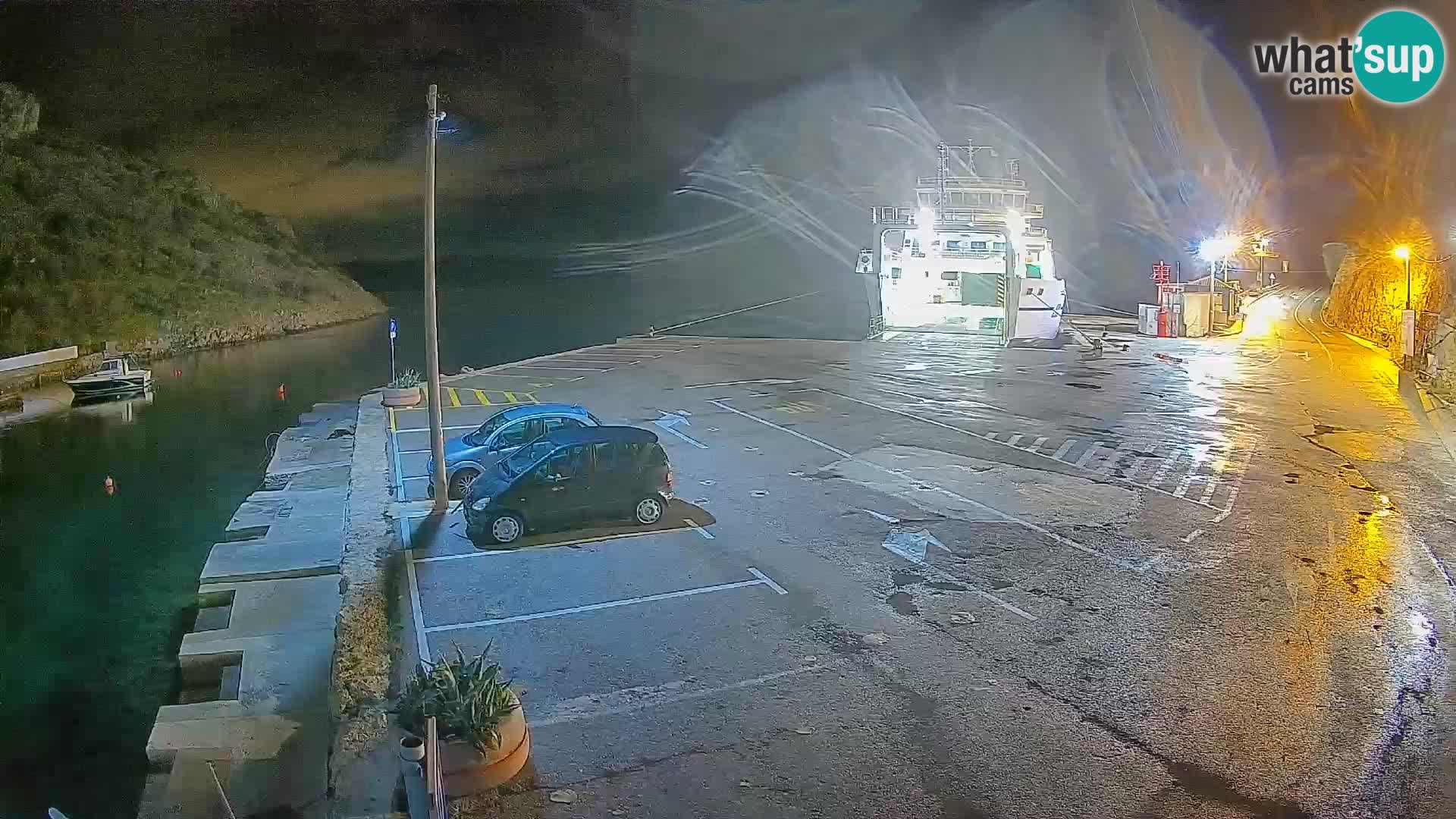 Webcam Prizna ferry port to Pag island