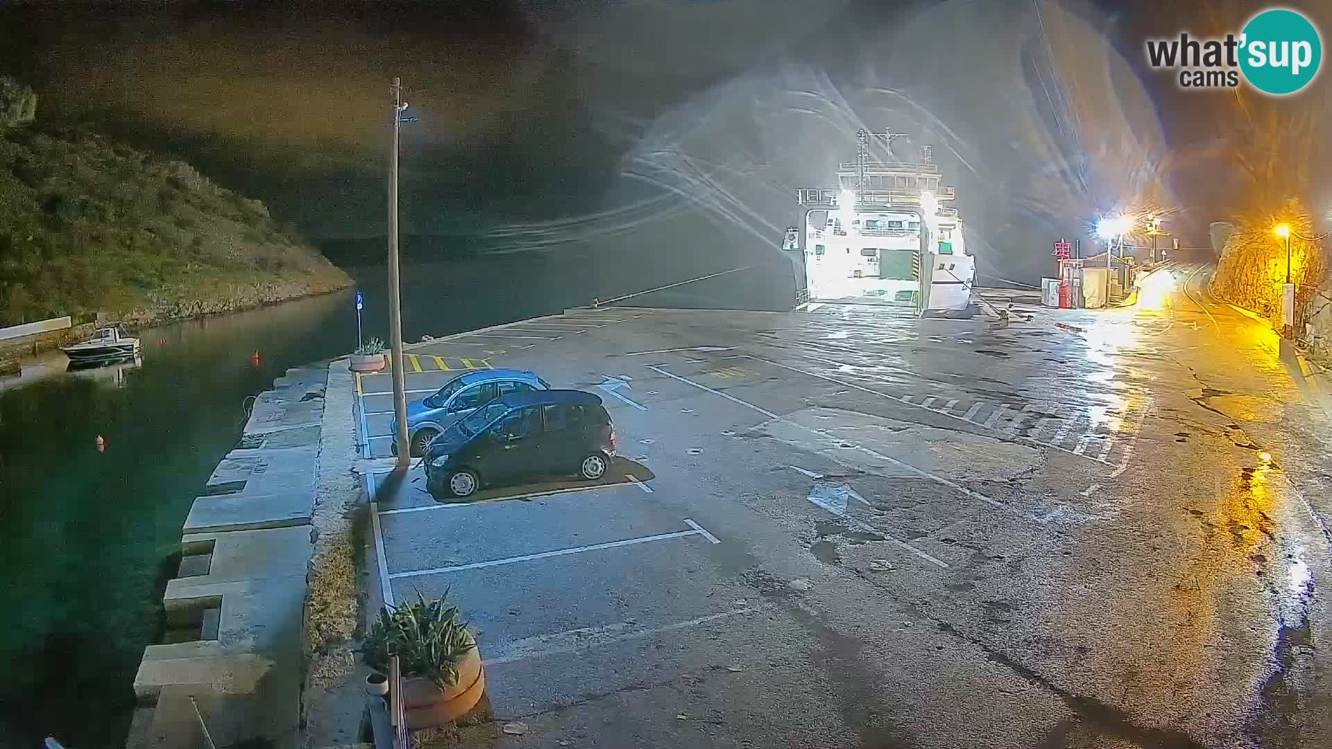 Webcam port de ferry de Prizna – vers l’île de Pag