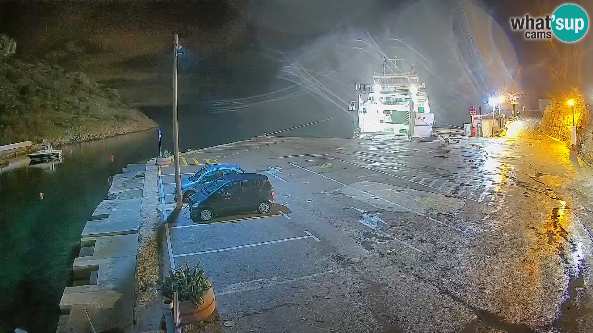 Webcam Fährhafen Prizna – zur Insel Pag