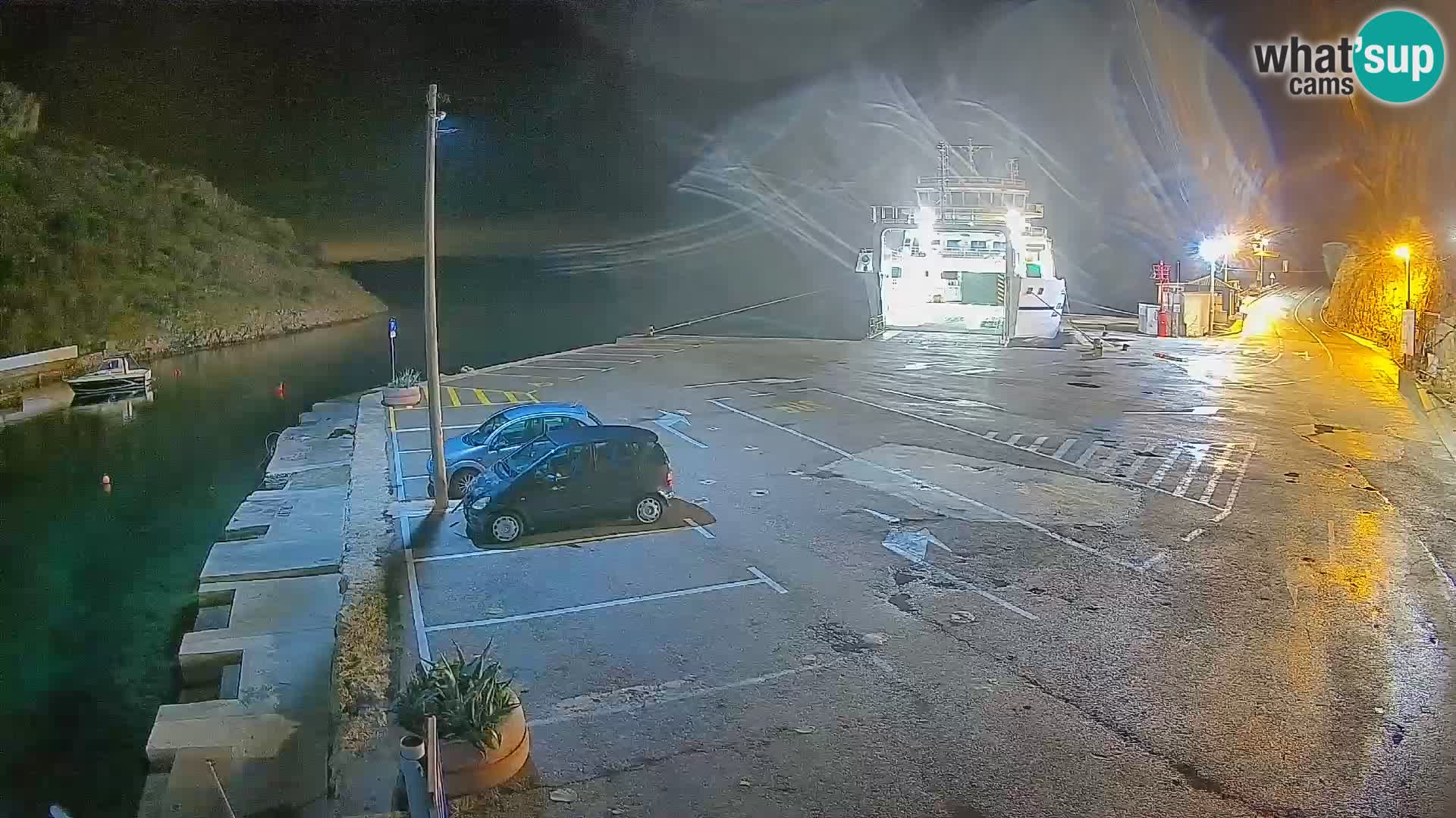 Webcam Prizna ferry port to Pag island