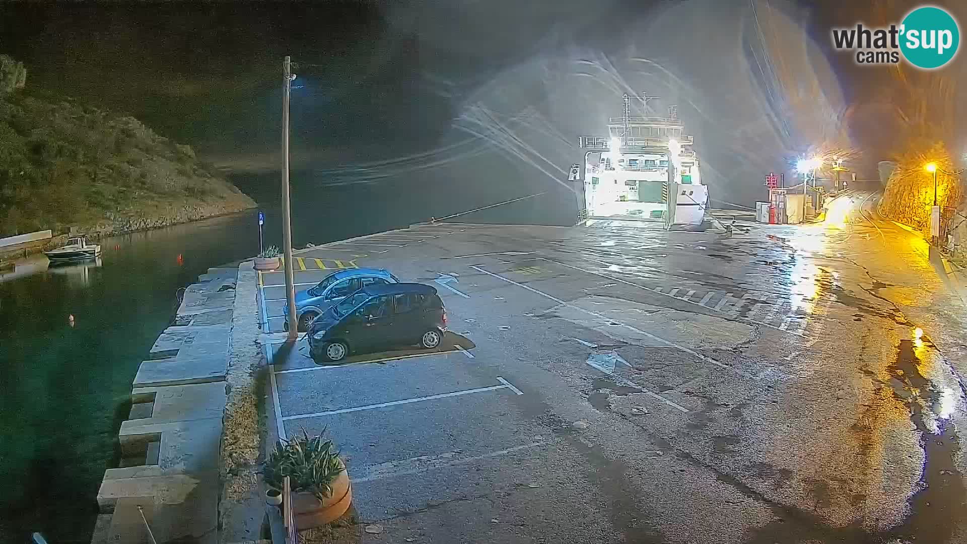 Webcam Prizna ferry port to Pag island