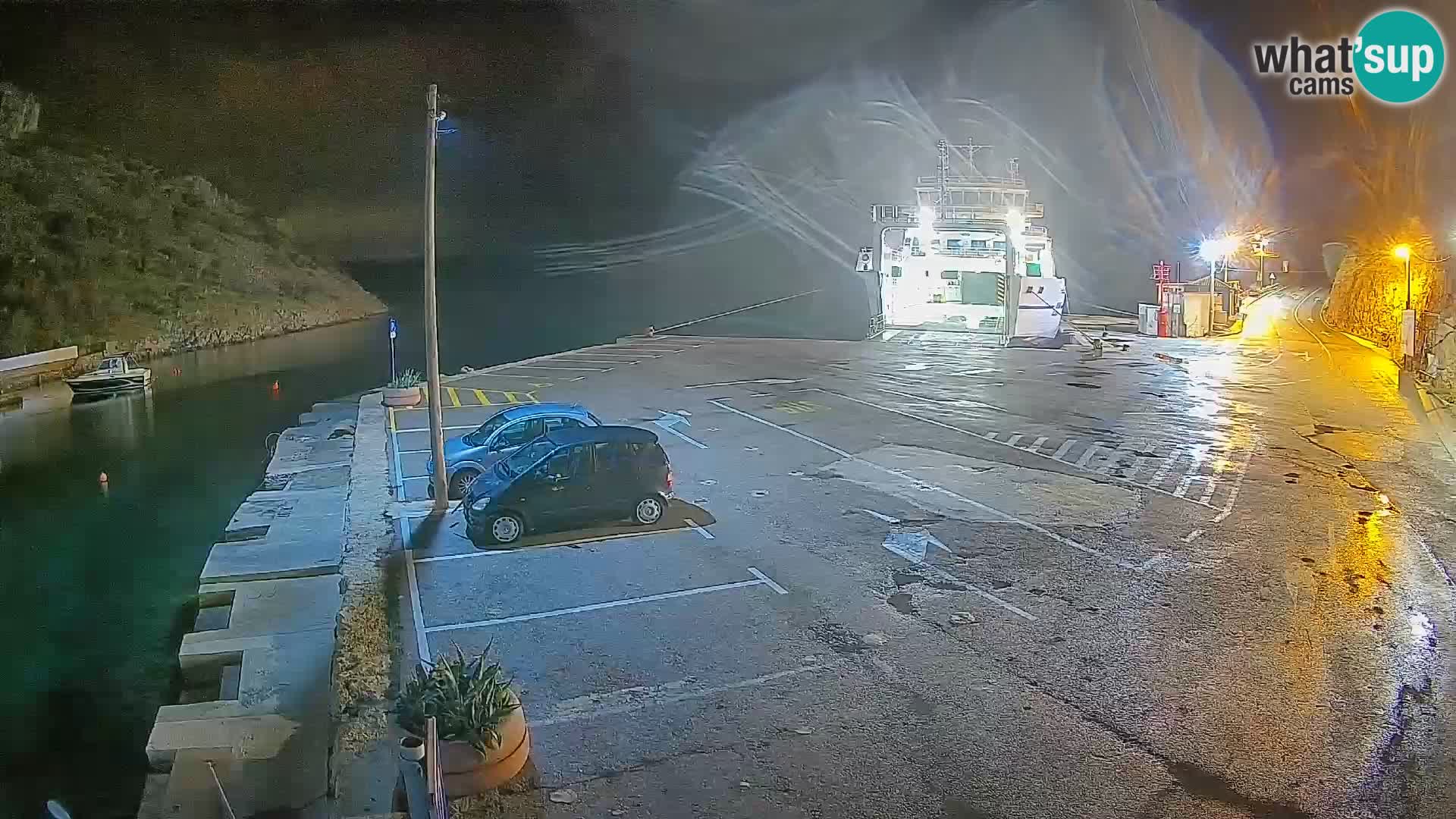 Webcam Prizna ferry port to Pag island
