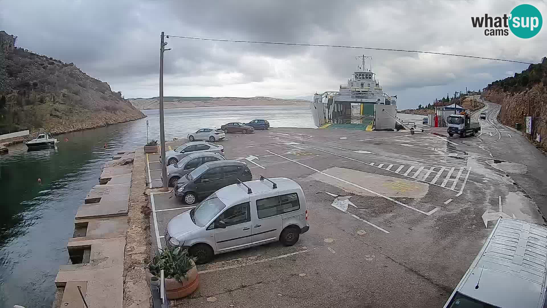 Webcam Fährhafen Prizna – zur Insel Pag