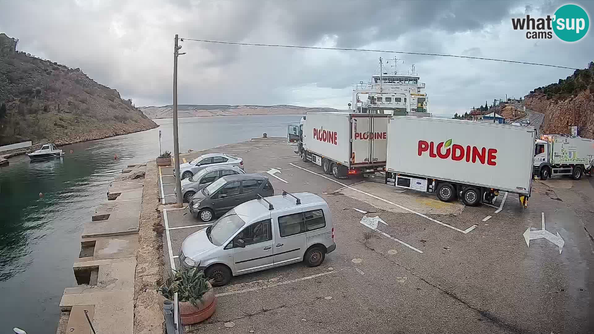 Webcam Prizna ferry port to Pag island