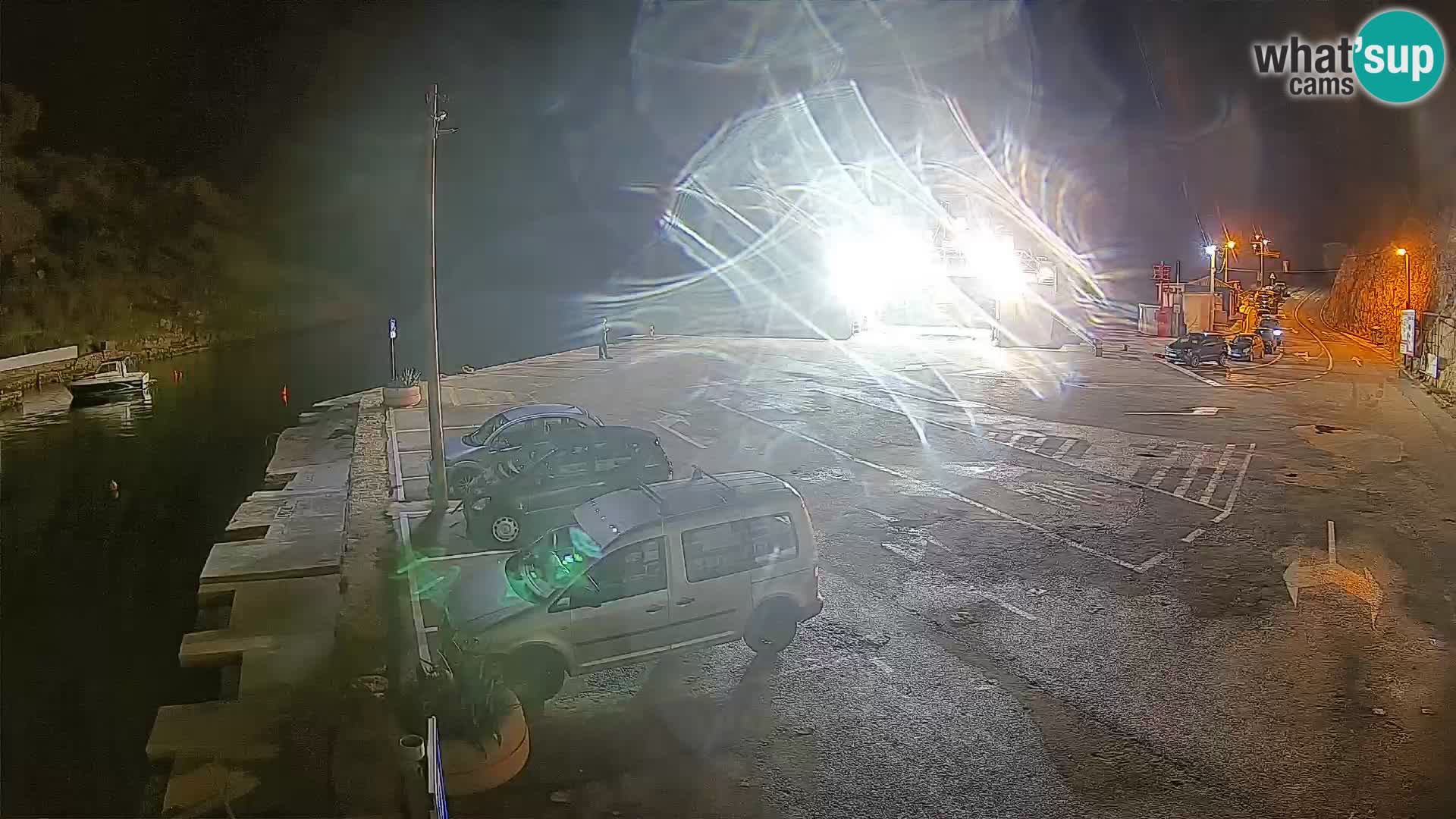 Webcam Prizna ferry port to Pag island