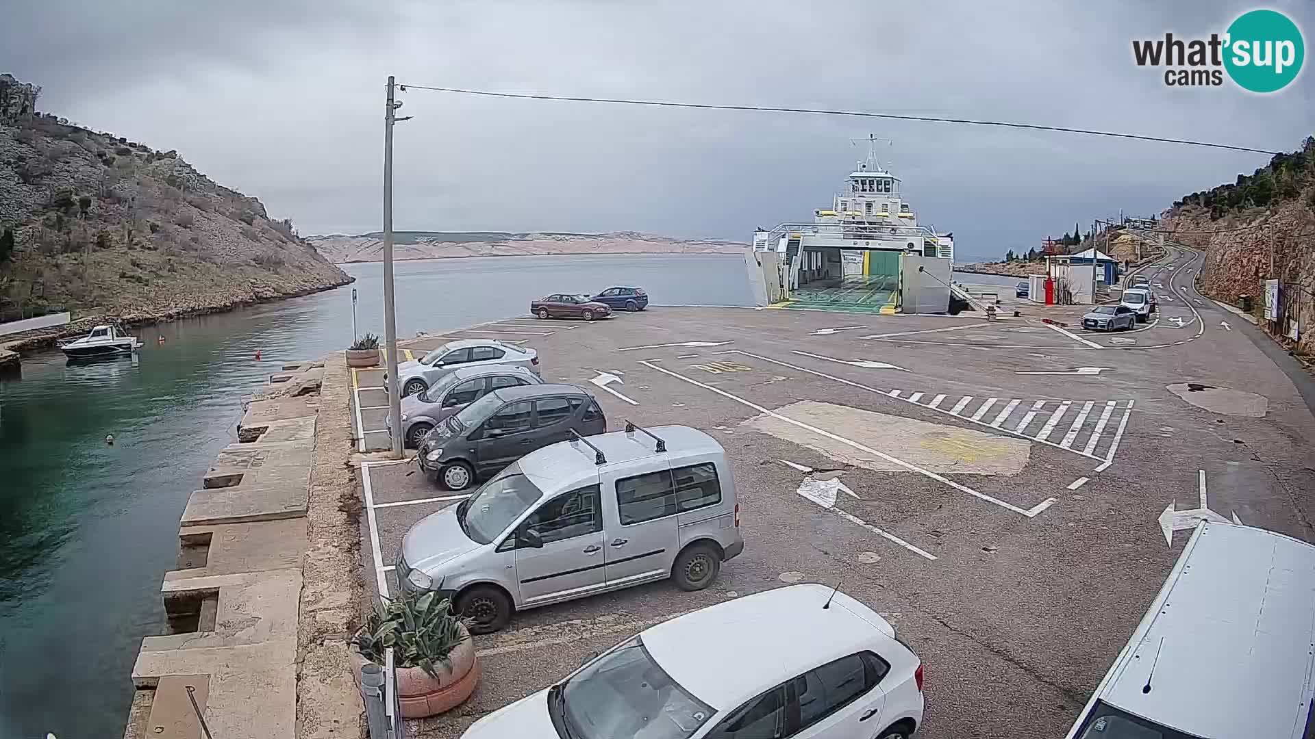 Webcam Prizna ferry port to Pag island