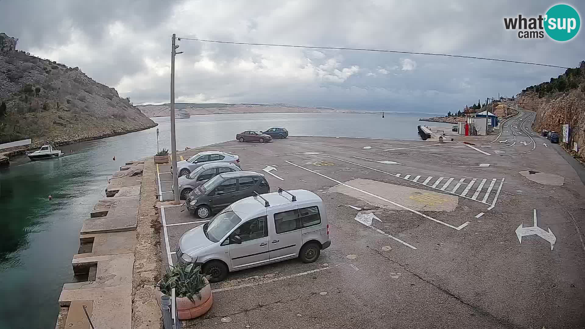Webcam port de ferry de Prizna – vers l’île de Pag
