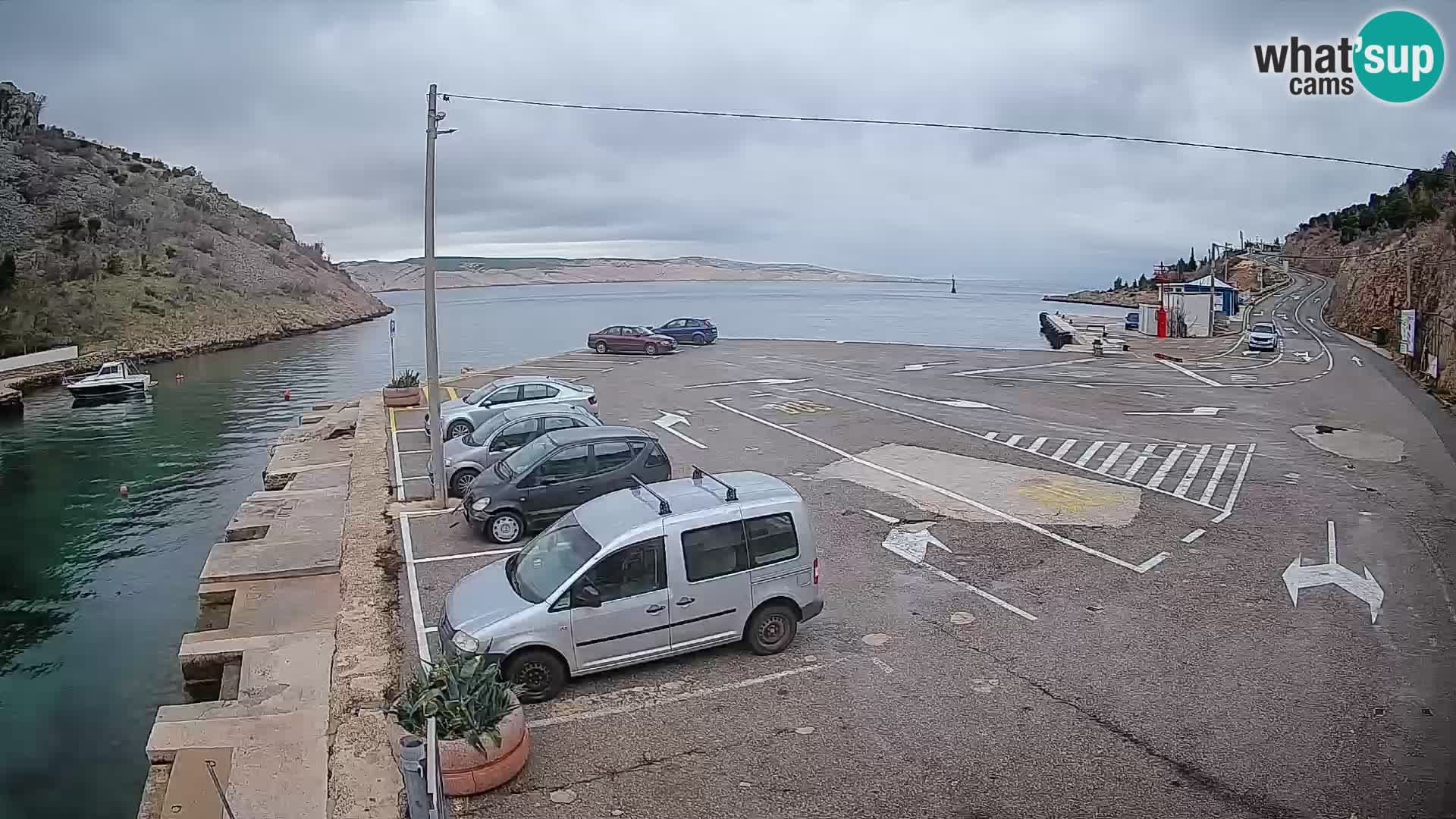 Webcam Prizna ferry port to Pag island
