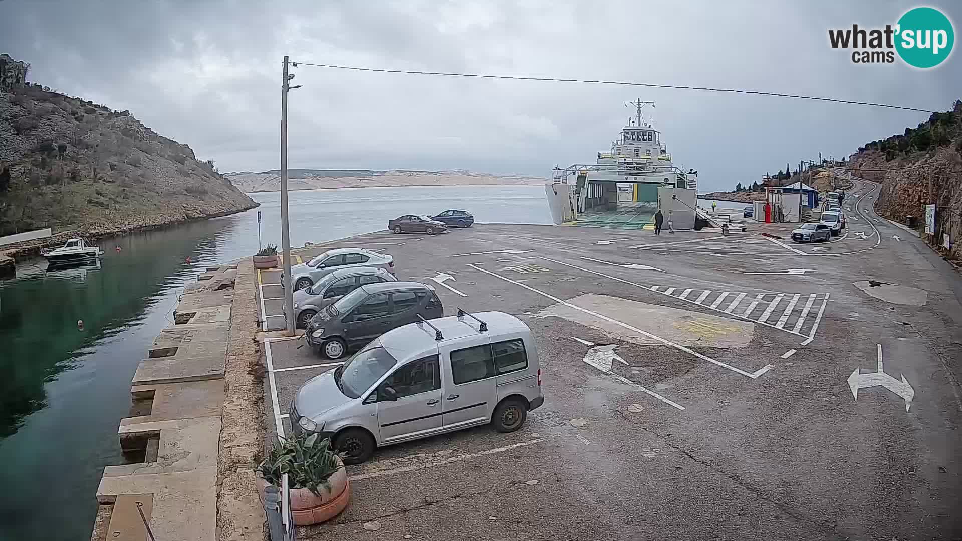 Webcam Prizna ferry port to Pag island