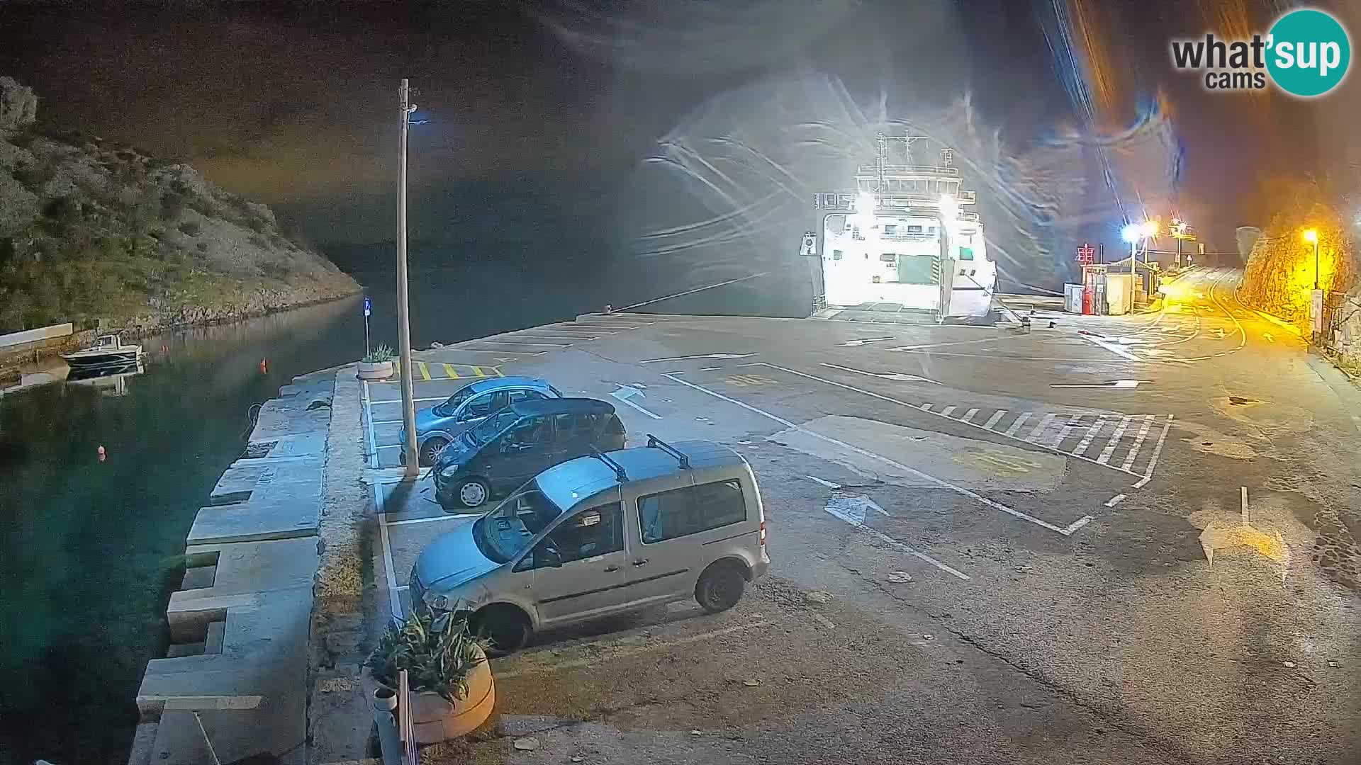 Webcam port de ferry de Prizna – vers l’île de Pag