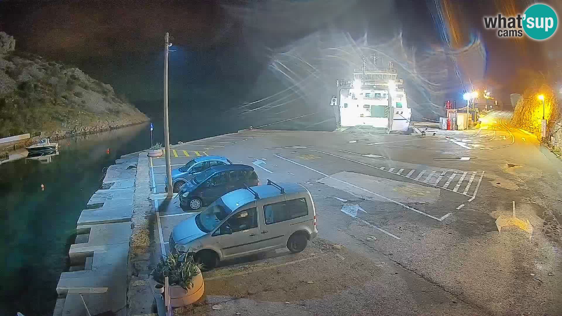 Webcam port de ferry de Prizna – vers l’île de Pag