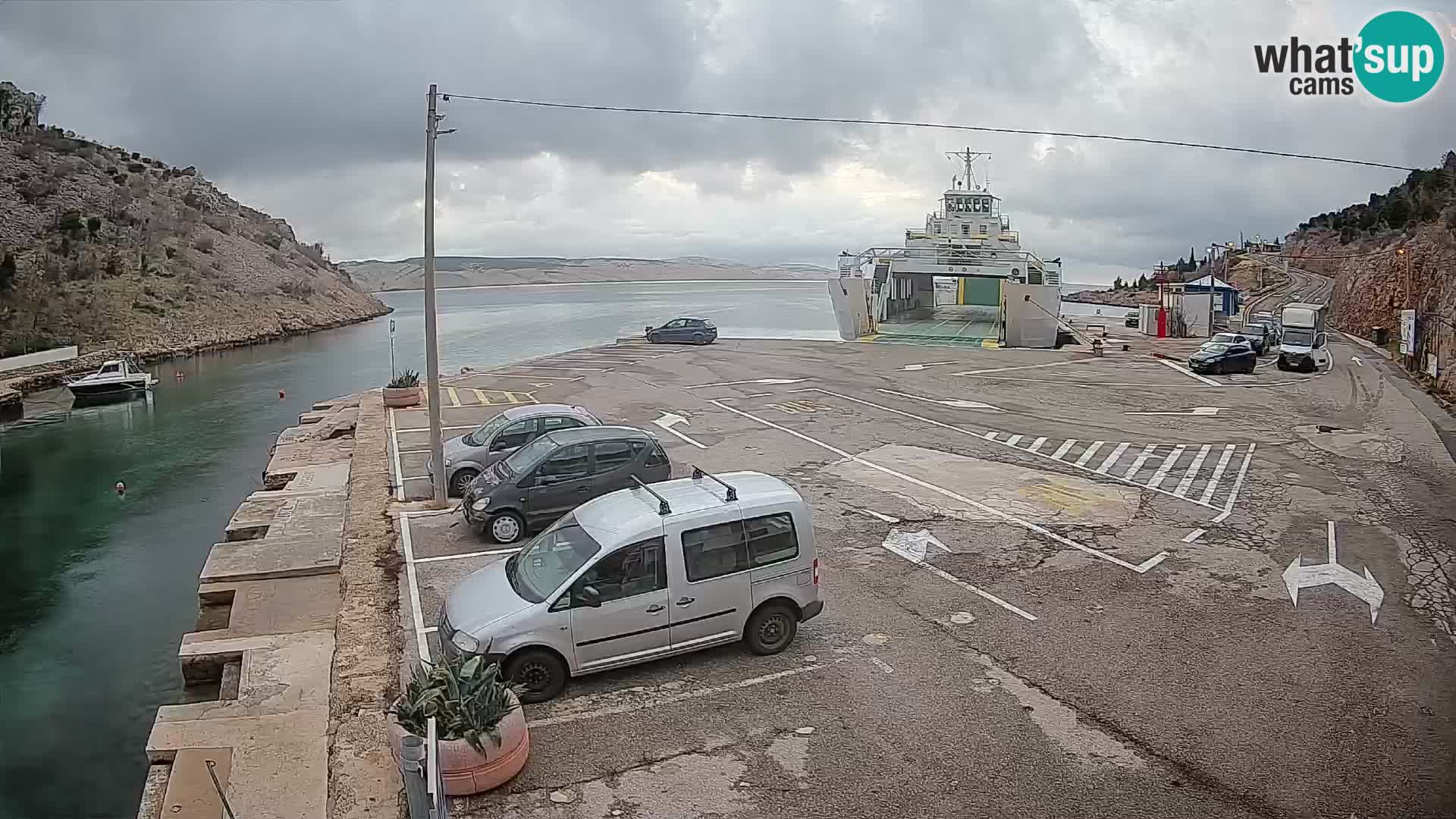 Webcam Prizna ferry port to Pag island