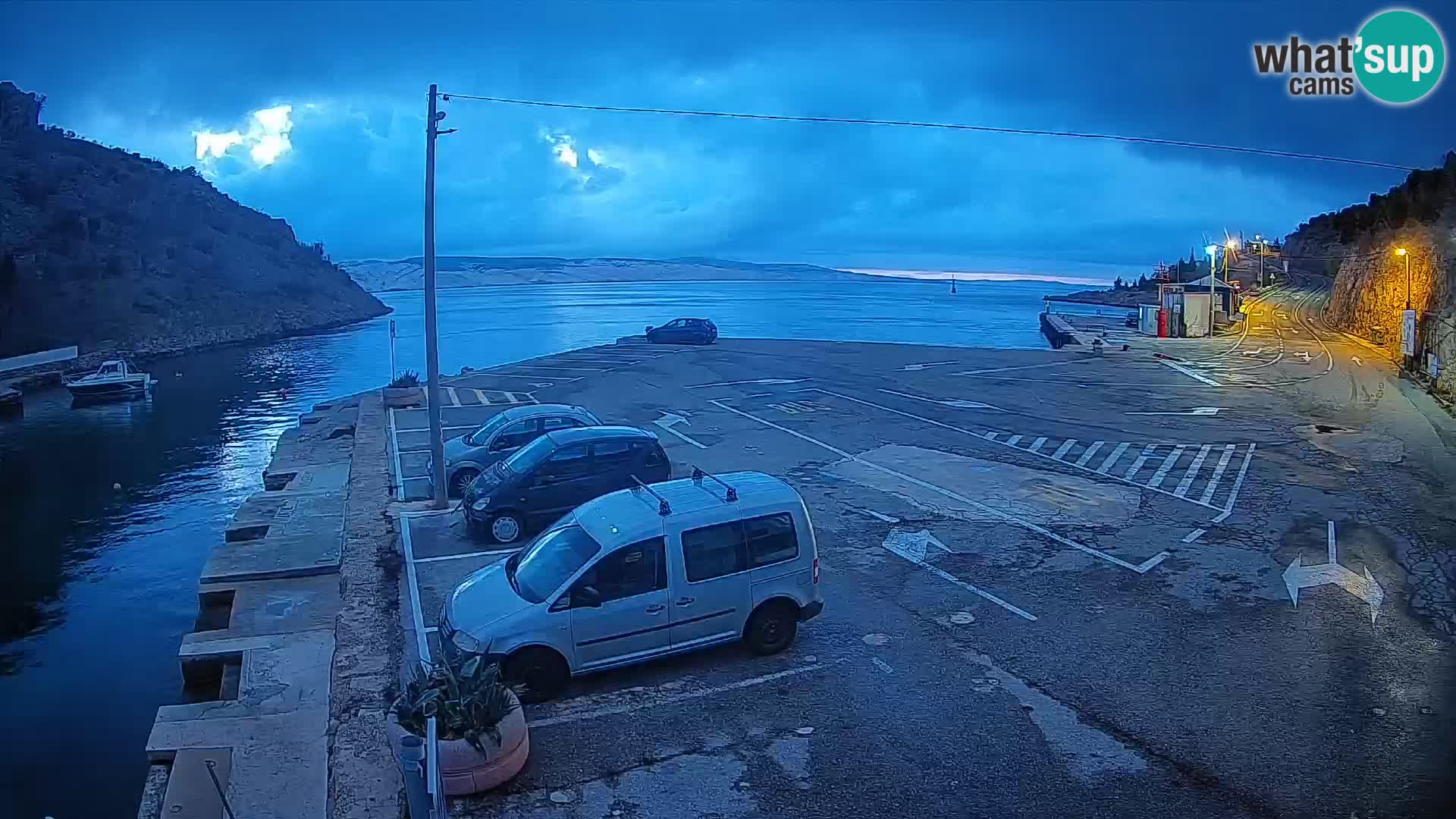 Webcam Fährhafen Prizna – zur Insel Pag