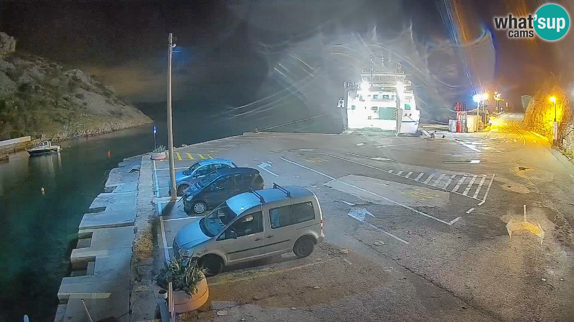 Webcam port de ferry de Prizna – vers l’île de Pag