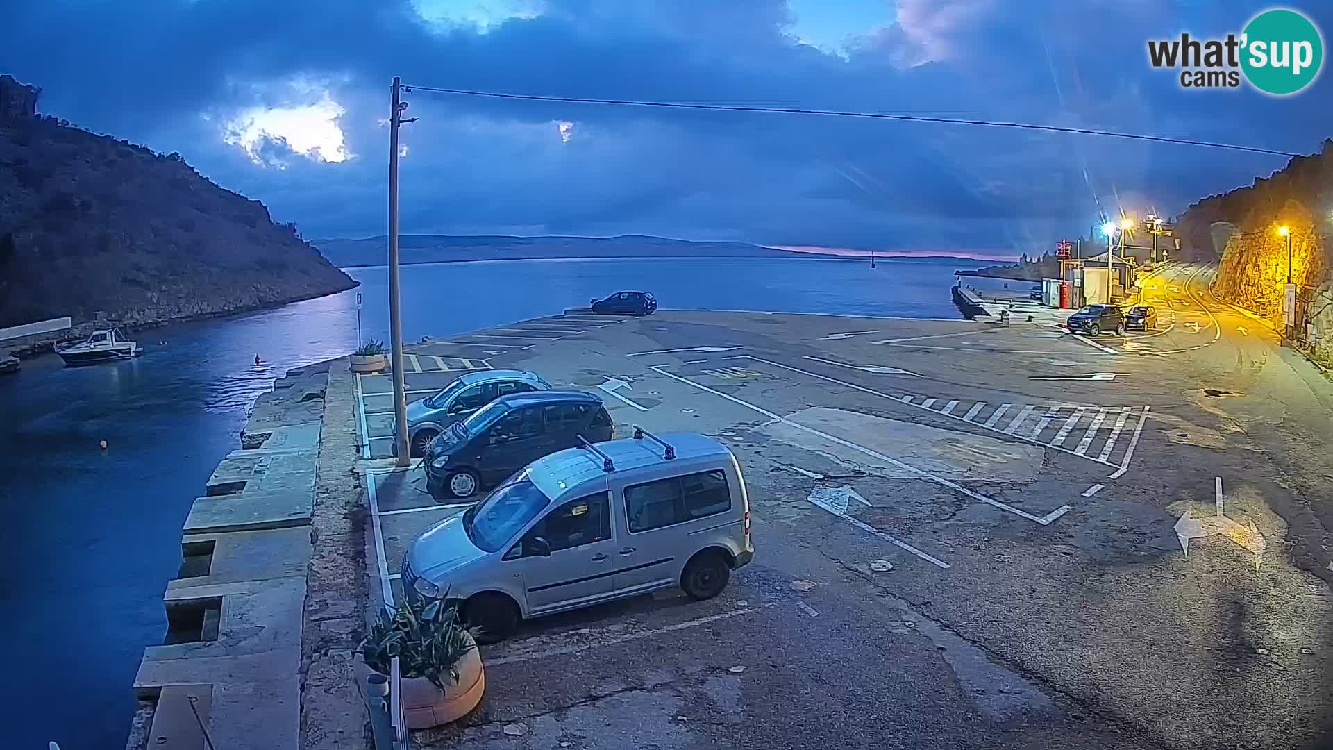 Webcam Prizna ferry port to Pag island