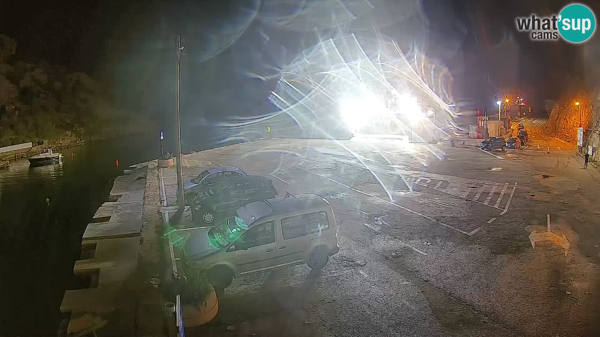 Webcam Fährhafen Prizna – zur Insel Pag