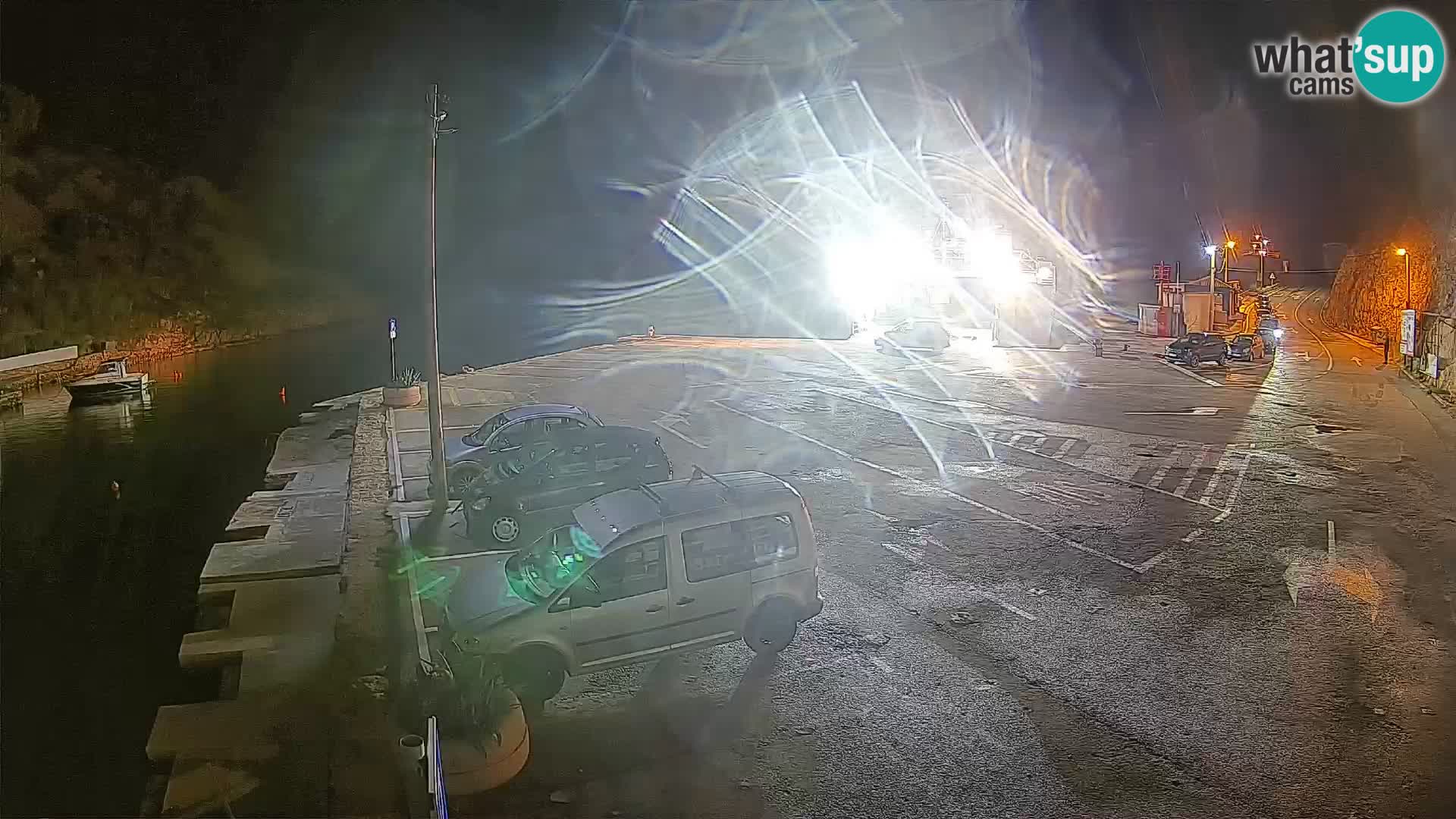 Webcam Prizna ferry port to Pag island