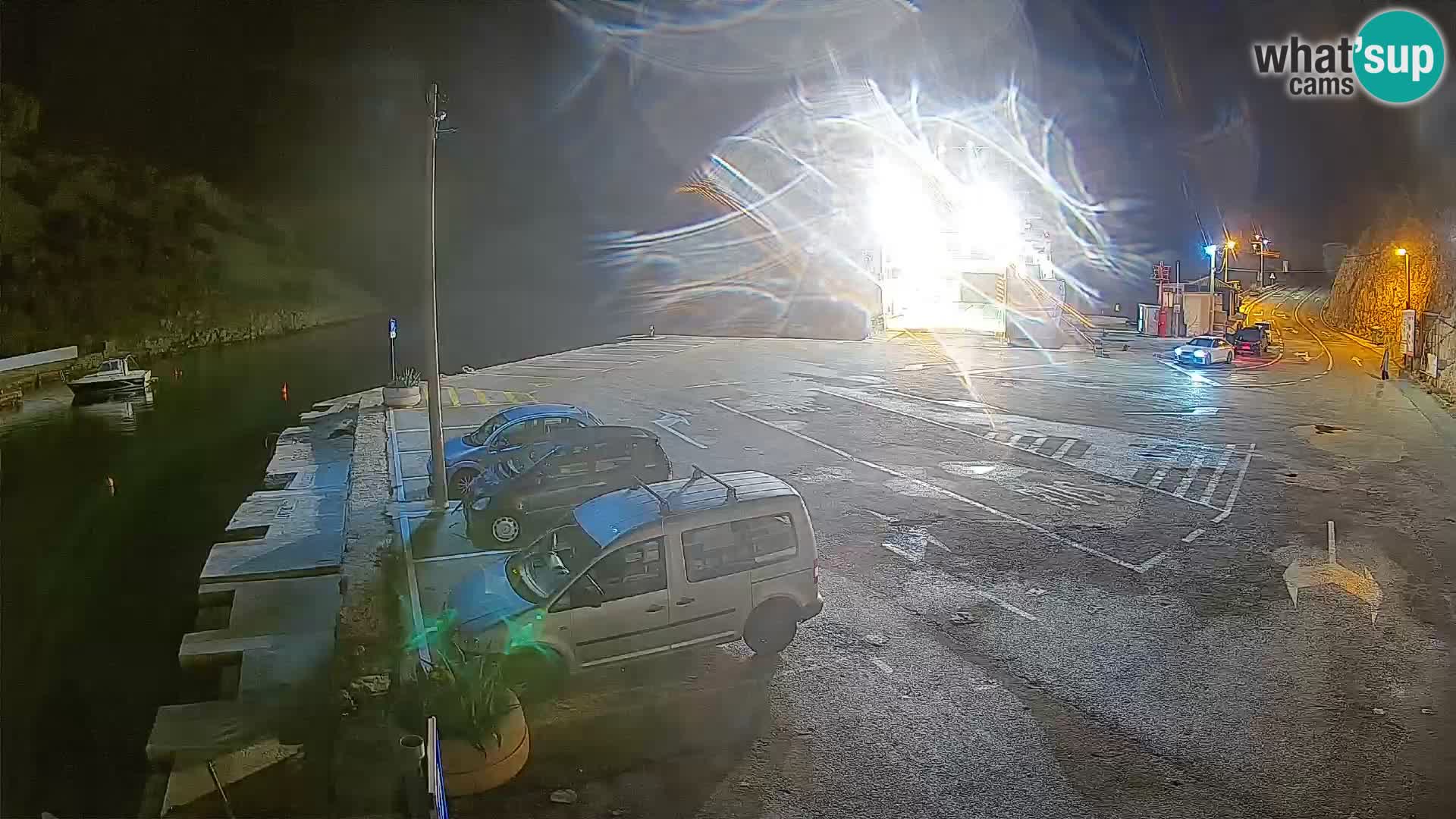 Webcam Fährhafen Prizna – zur Insel Pag