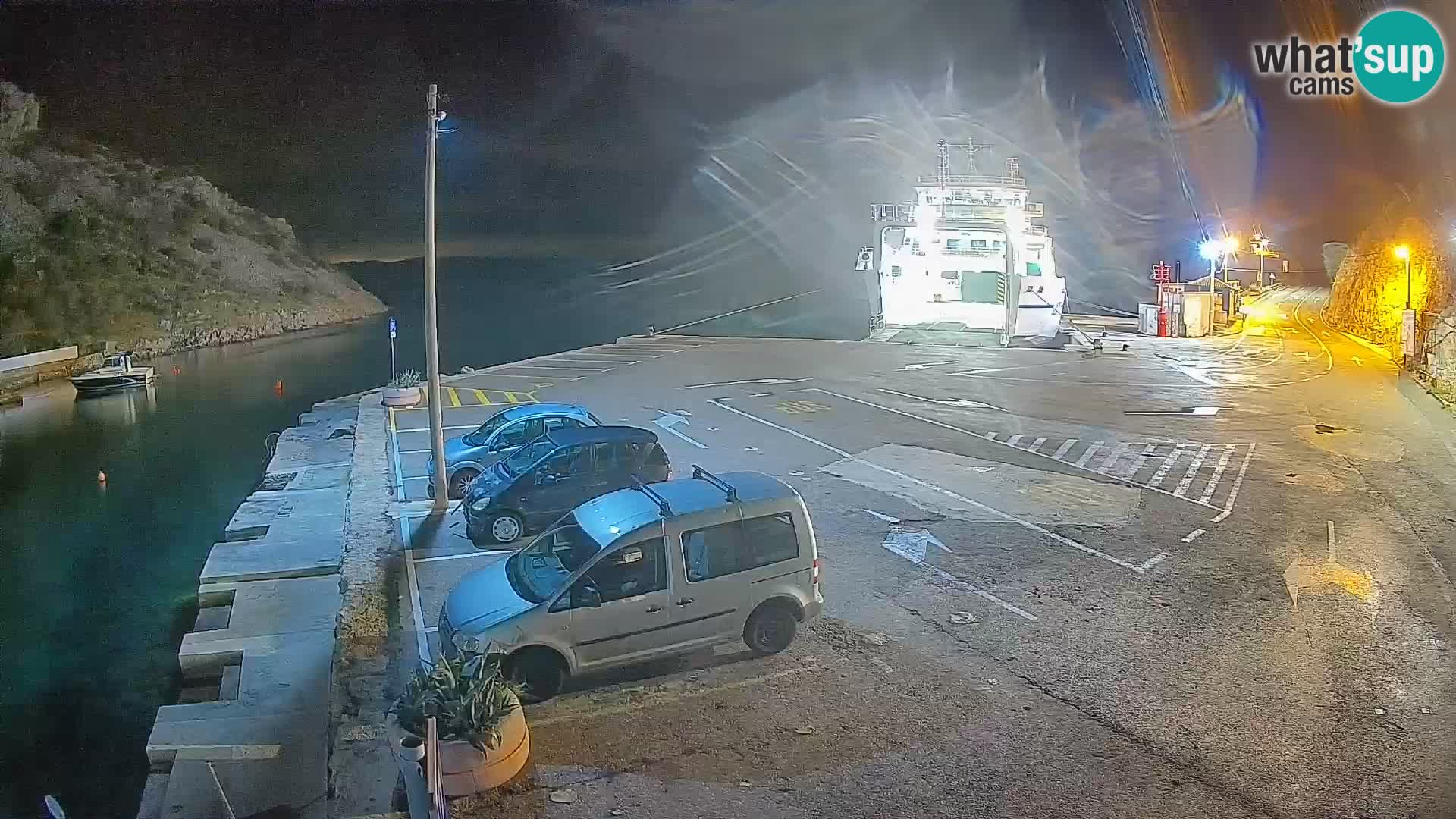 Webcam Prizna ferry port to Pag island