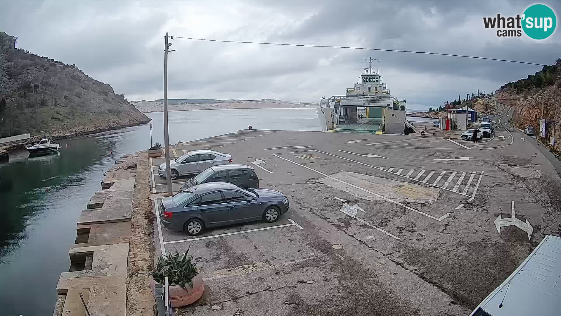 Webcam Prizna ferry port to Pag island