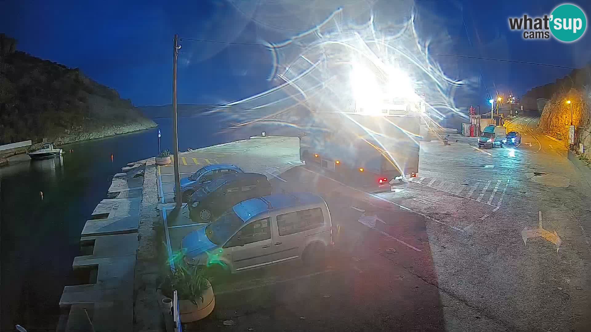 Webcam port de ferry de Prizna – vers l’île de Pag